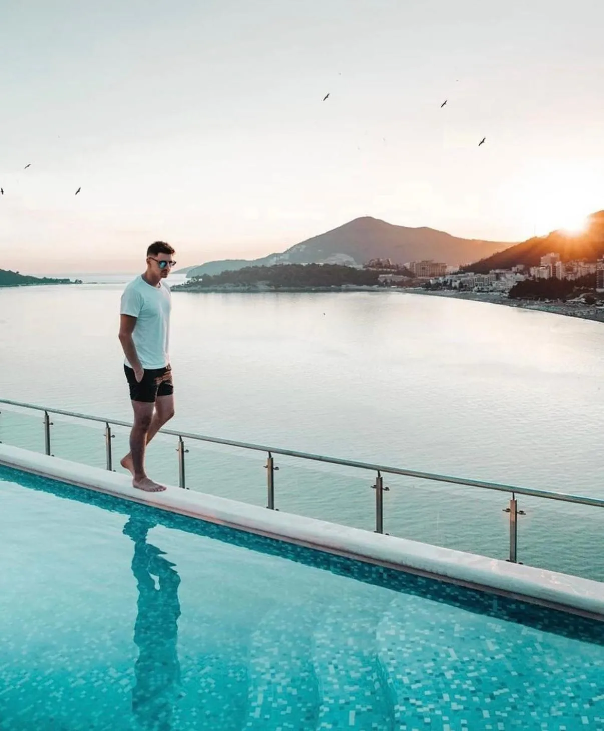 Swimming pool in Hotel Ponta Nova
