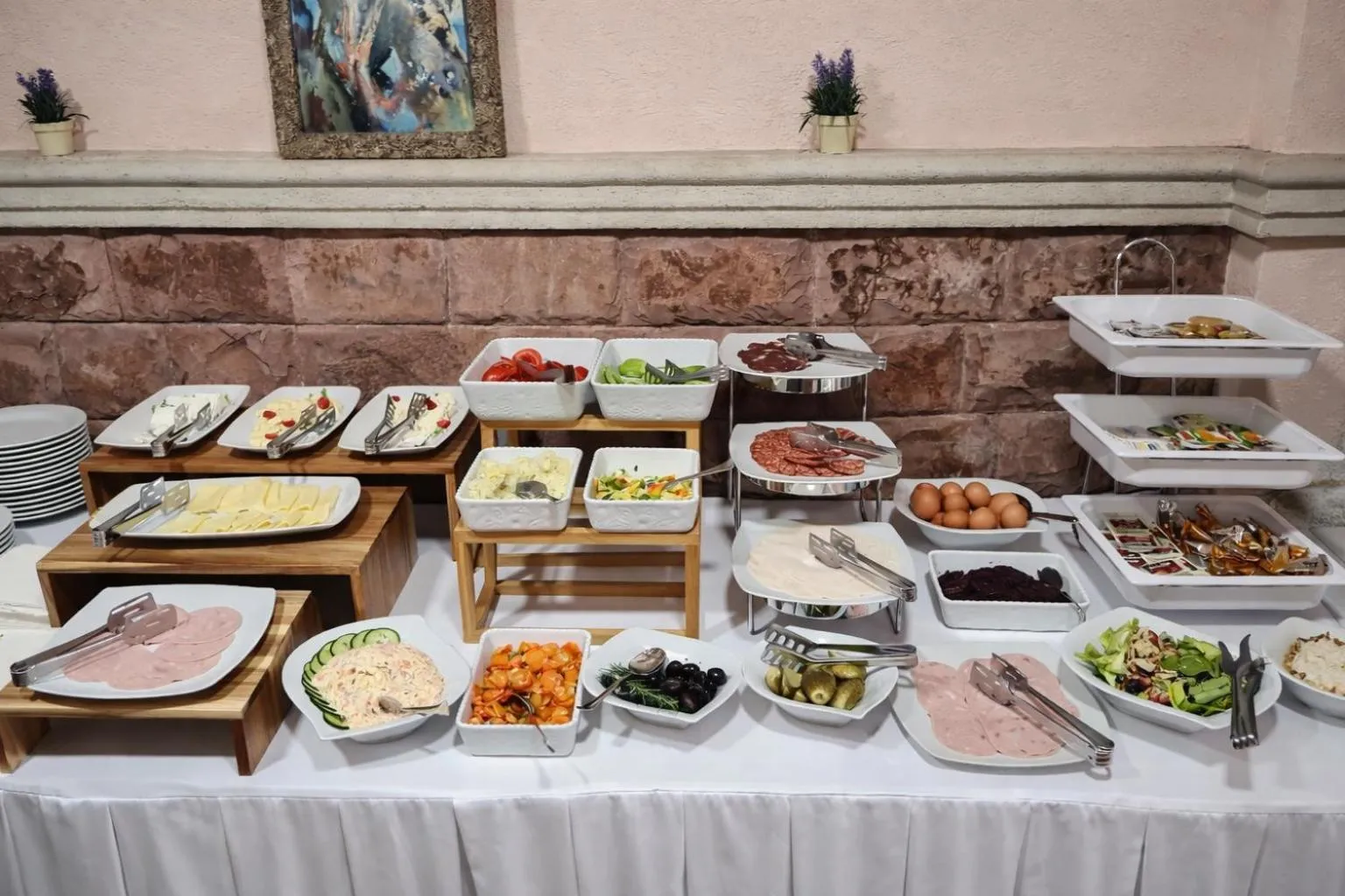 Buffet breakfast in Hotel Ponta Nova