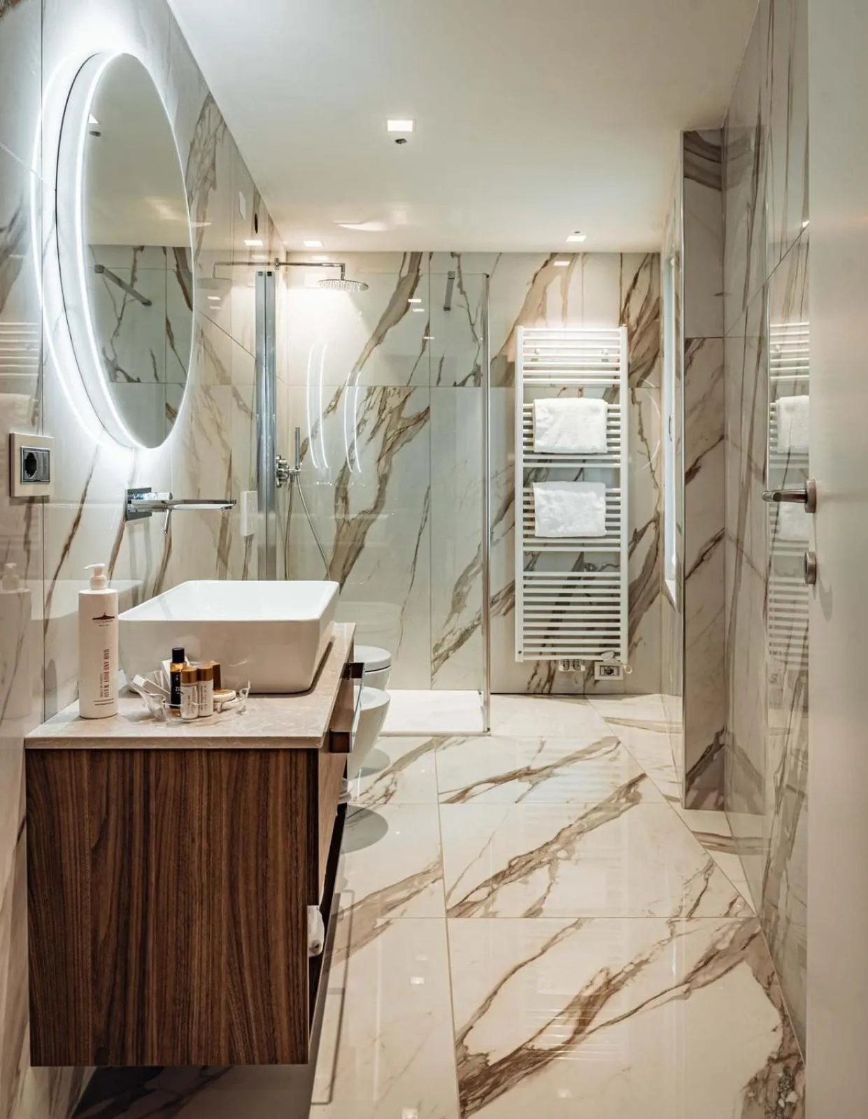 Bathroom in Hotel Villa Madruzzo