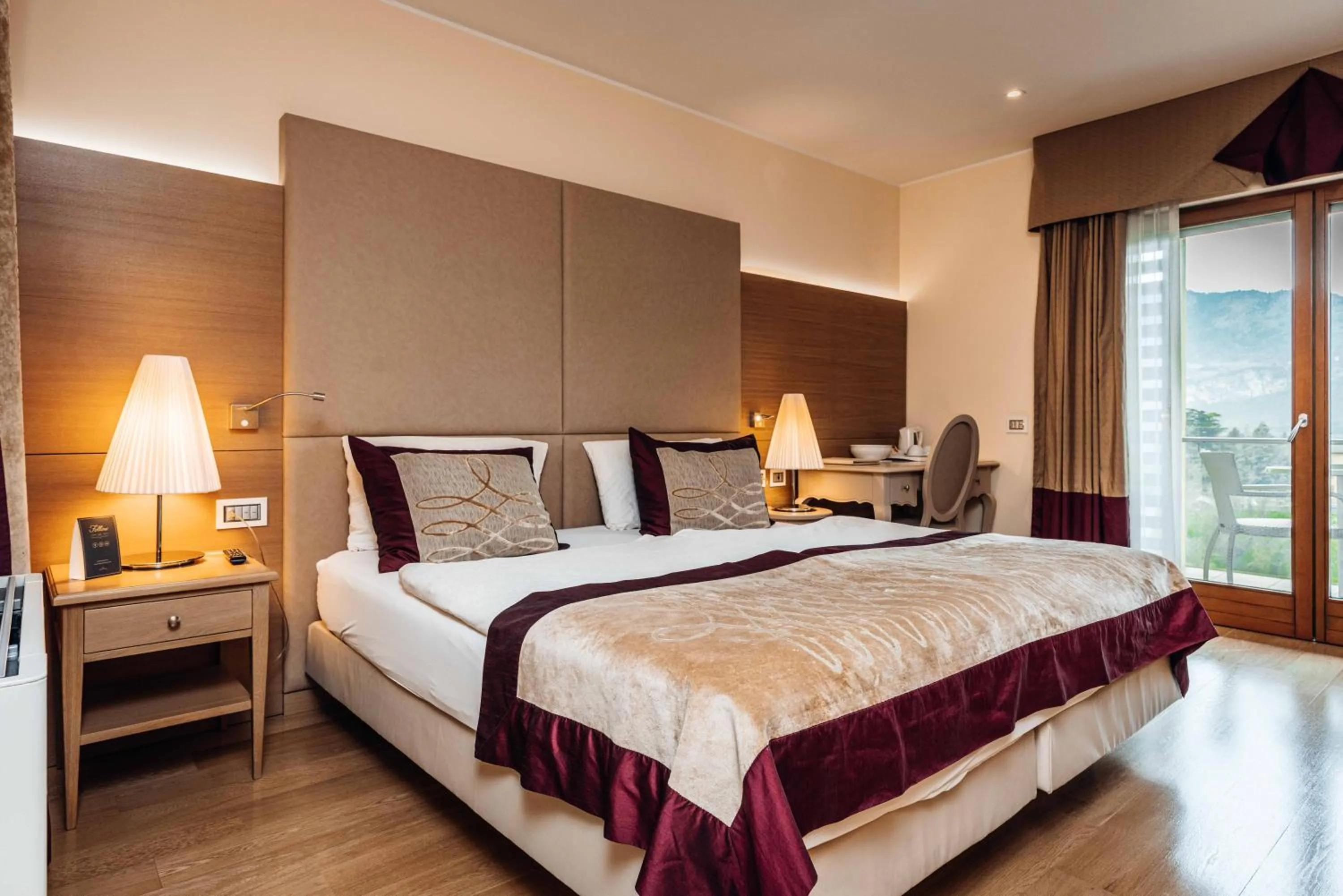 Bedroom, Bed in Hotel Villa Madruzzo