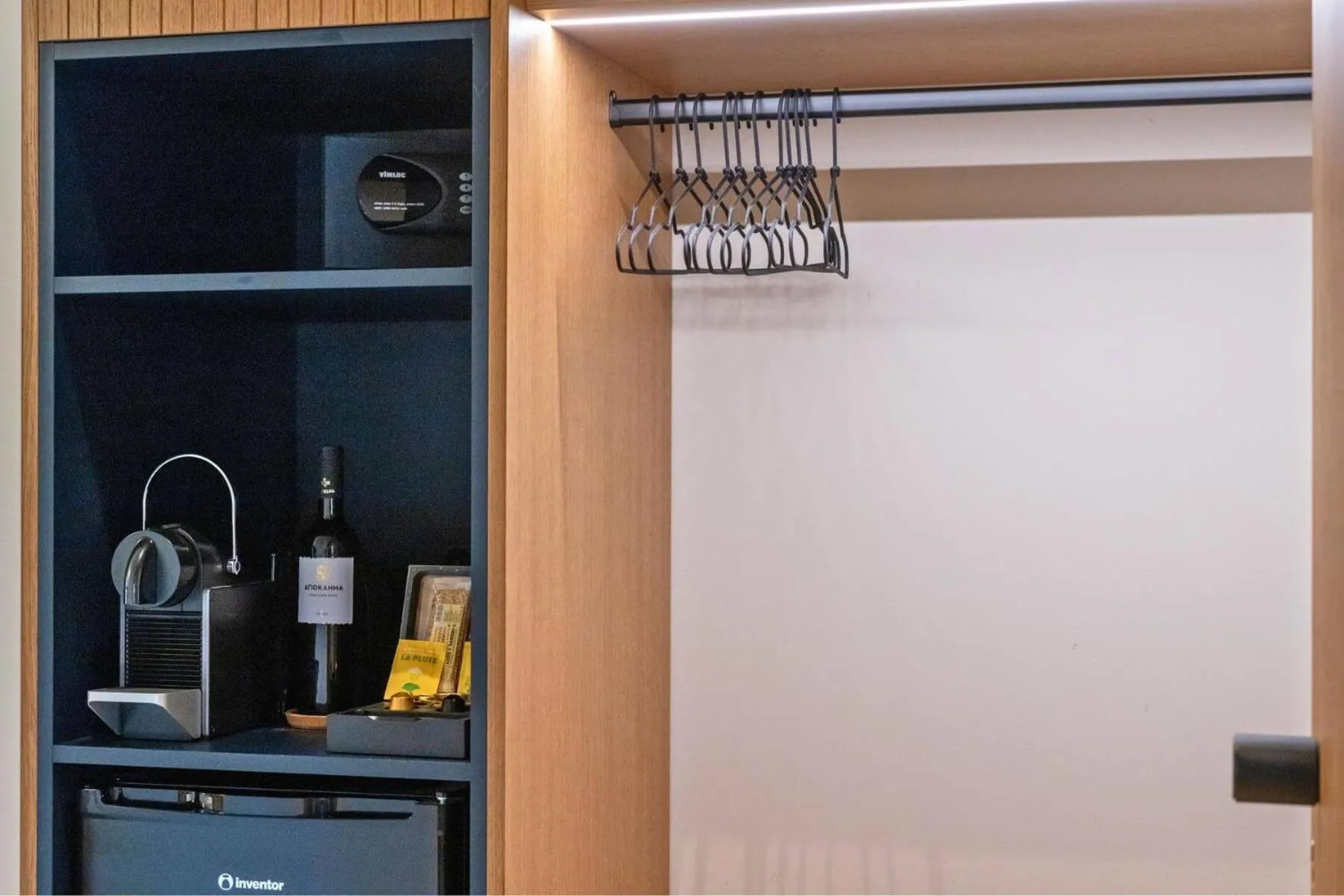 Property building in Achinos - Kalamata Mediterranean Suites