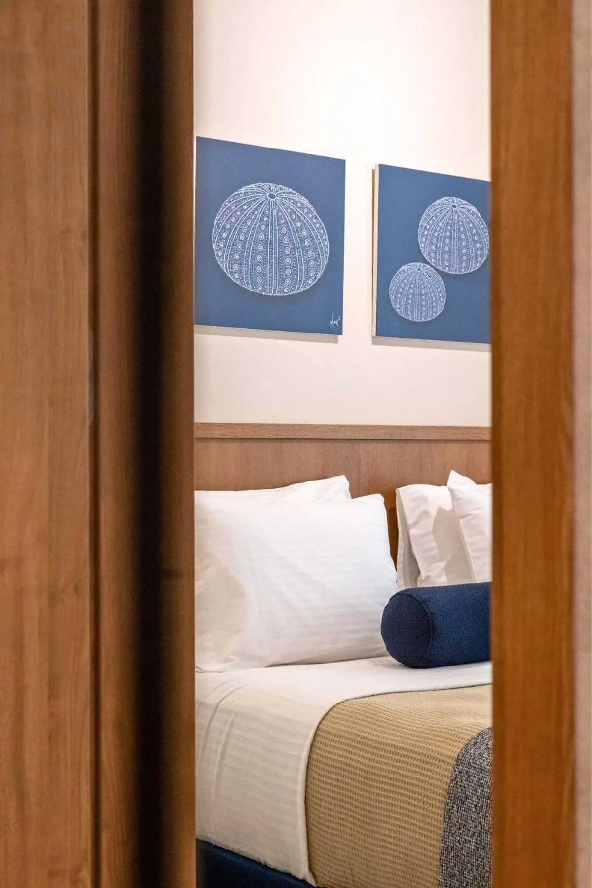 Bed in Achinos - Kalamata Mediterranean Suites