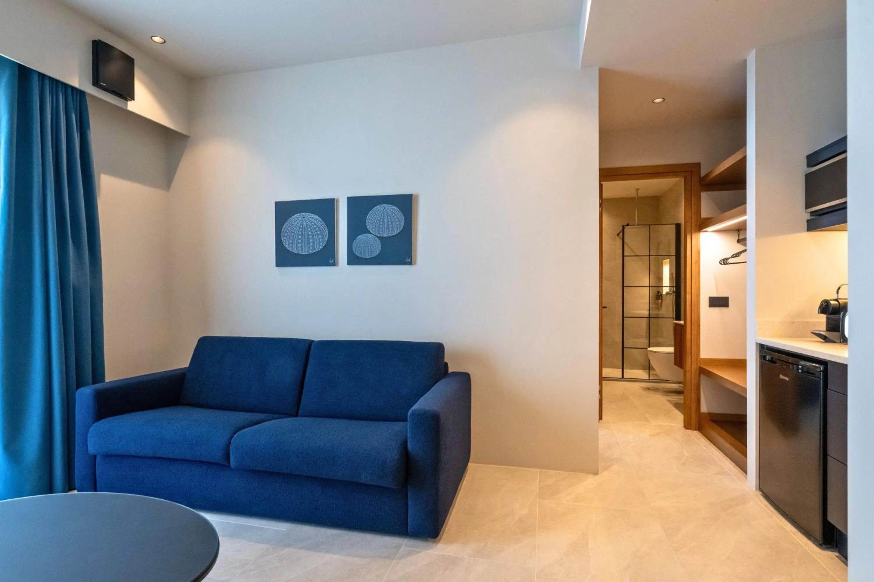 Property building in Achinos - Kalamata Mediterranean Suites