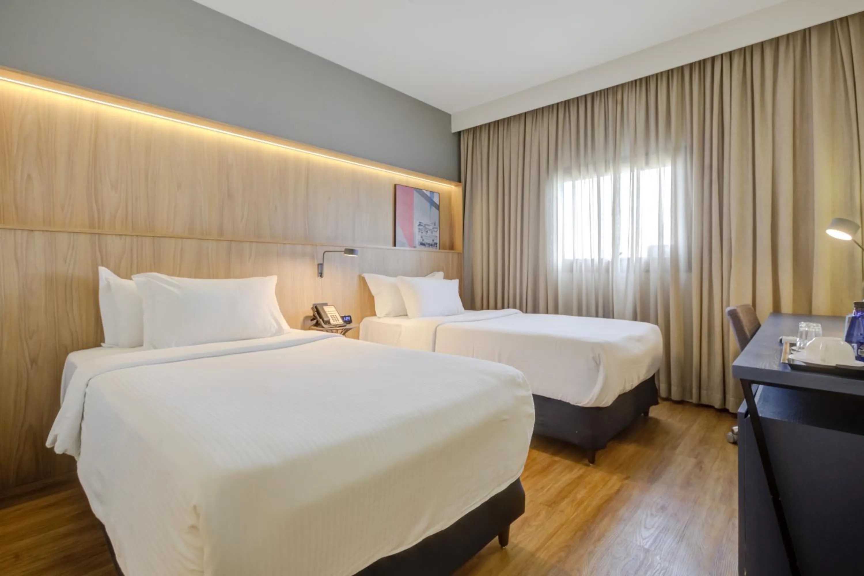 Bed in Hampton by Hilton Guarulhos Airport