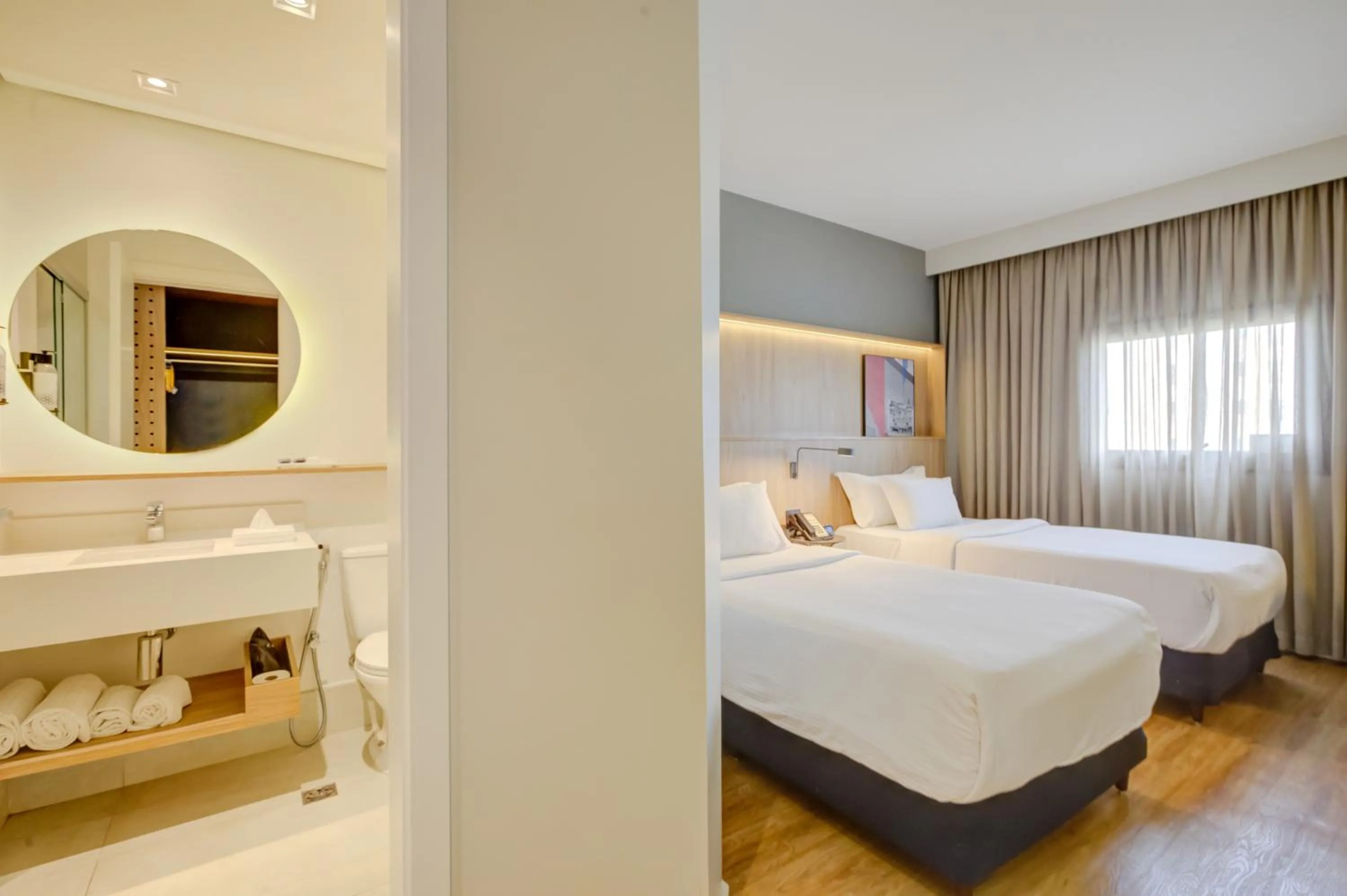 Bed in Hampton by Hilton Guarulhos Airport