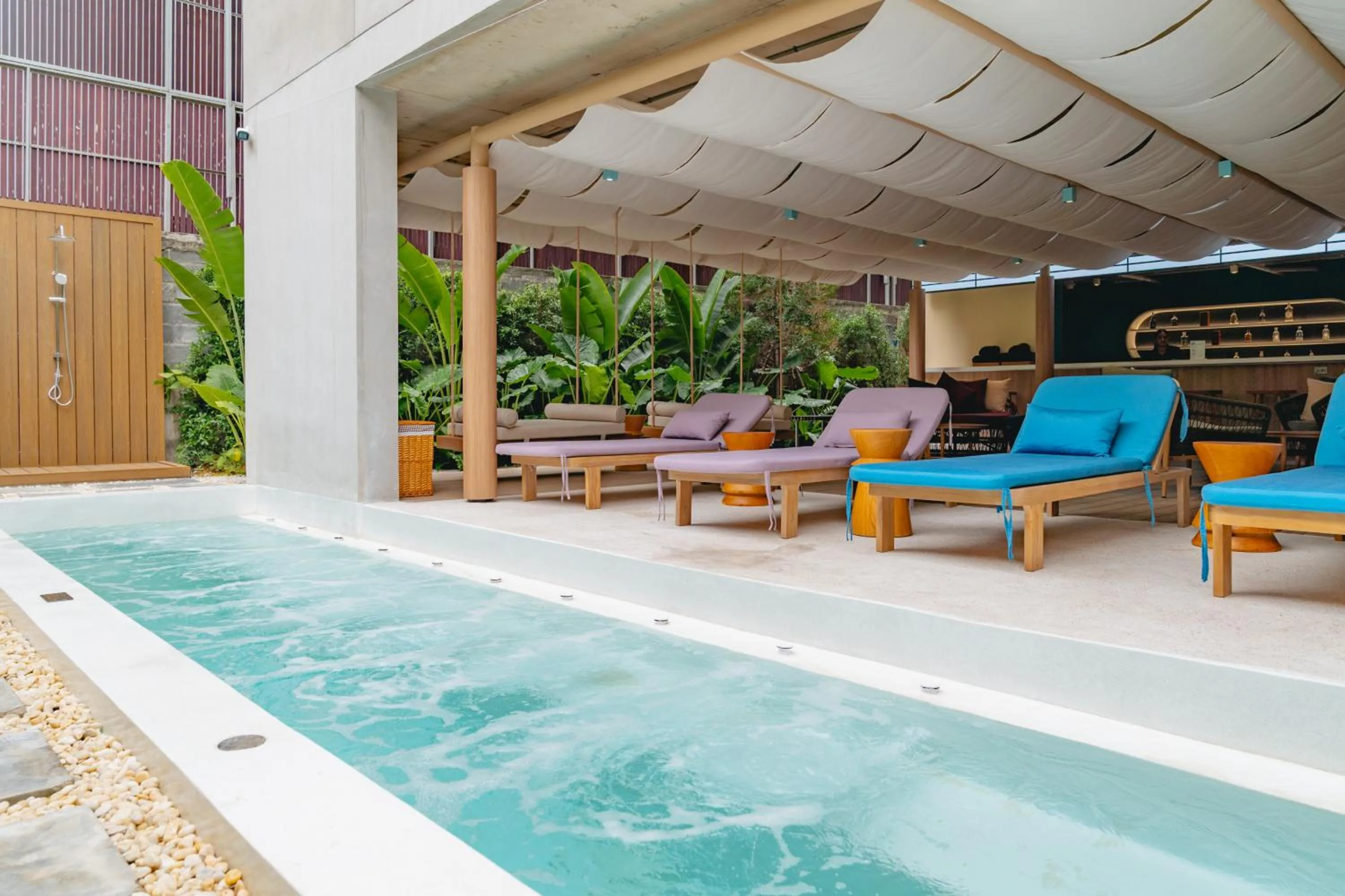 Swimming pool in VELA be Bangkok Siam