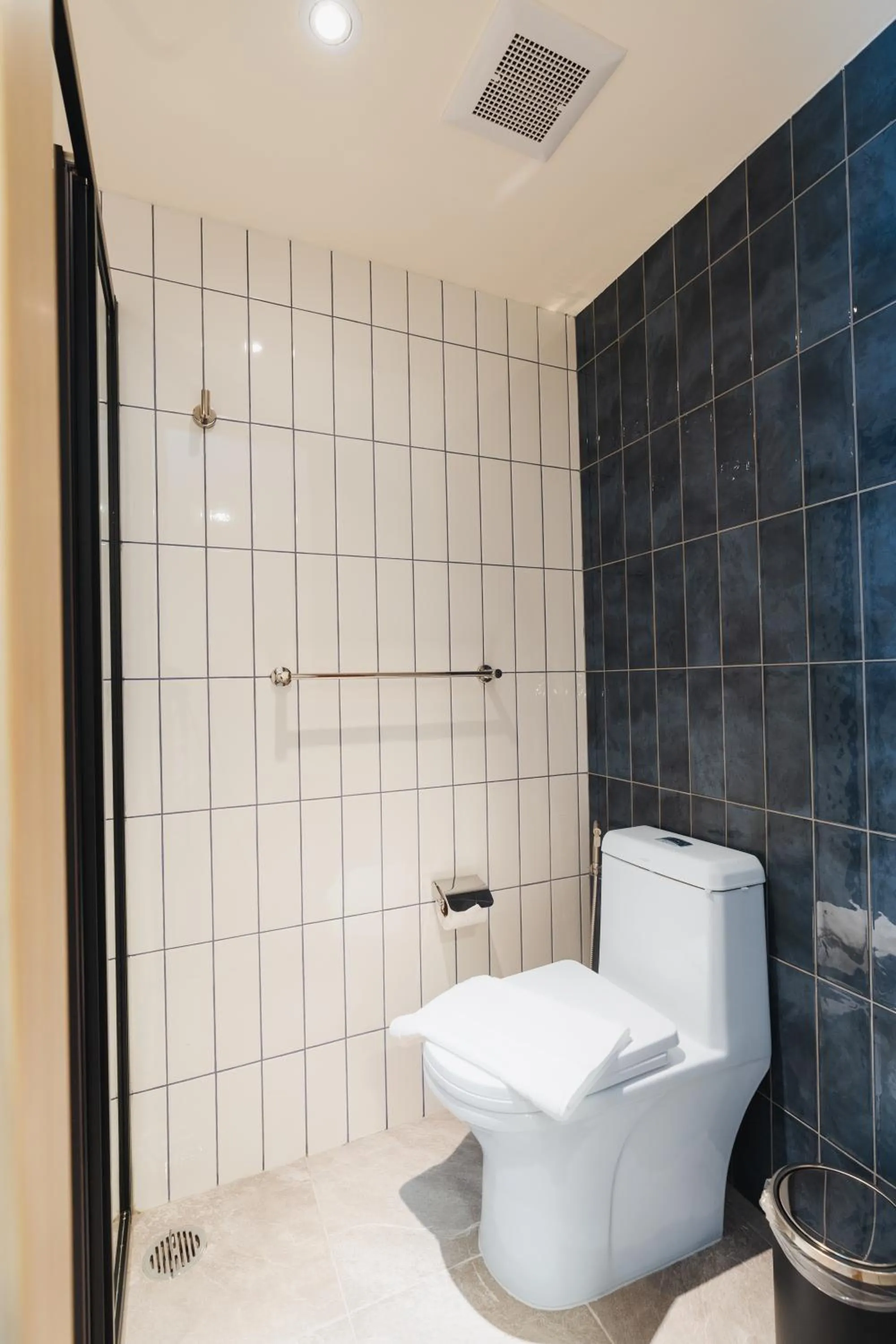 Toilet in VELA be Bangkok Siam