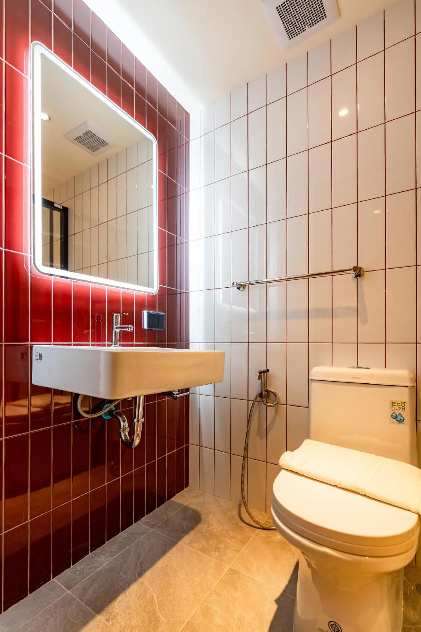 Toilet in VELA be Bangkok Siam