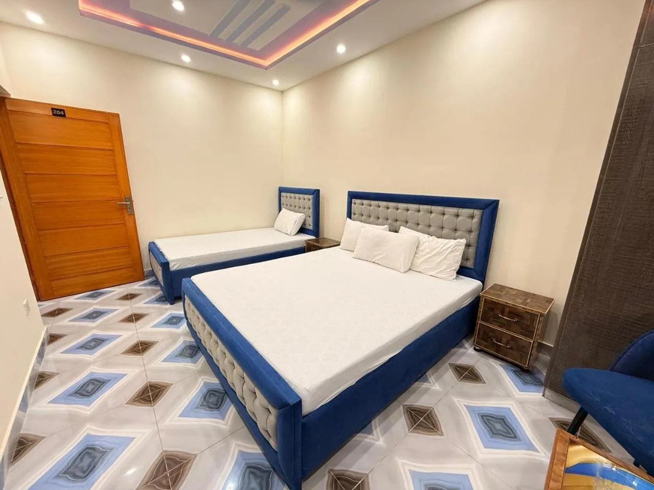 Bedroom, Bed in Serene Elegance Hotel