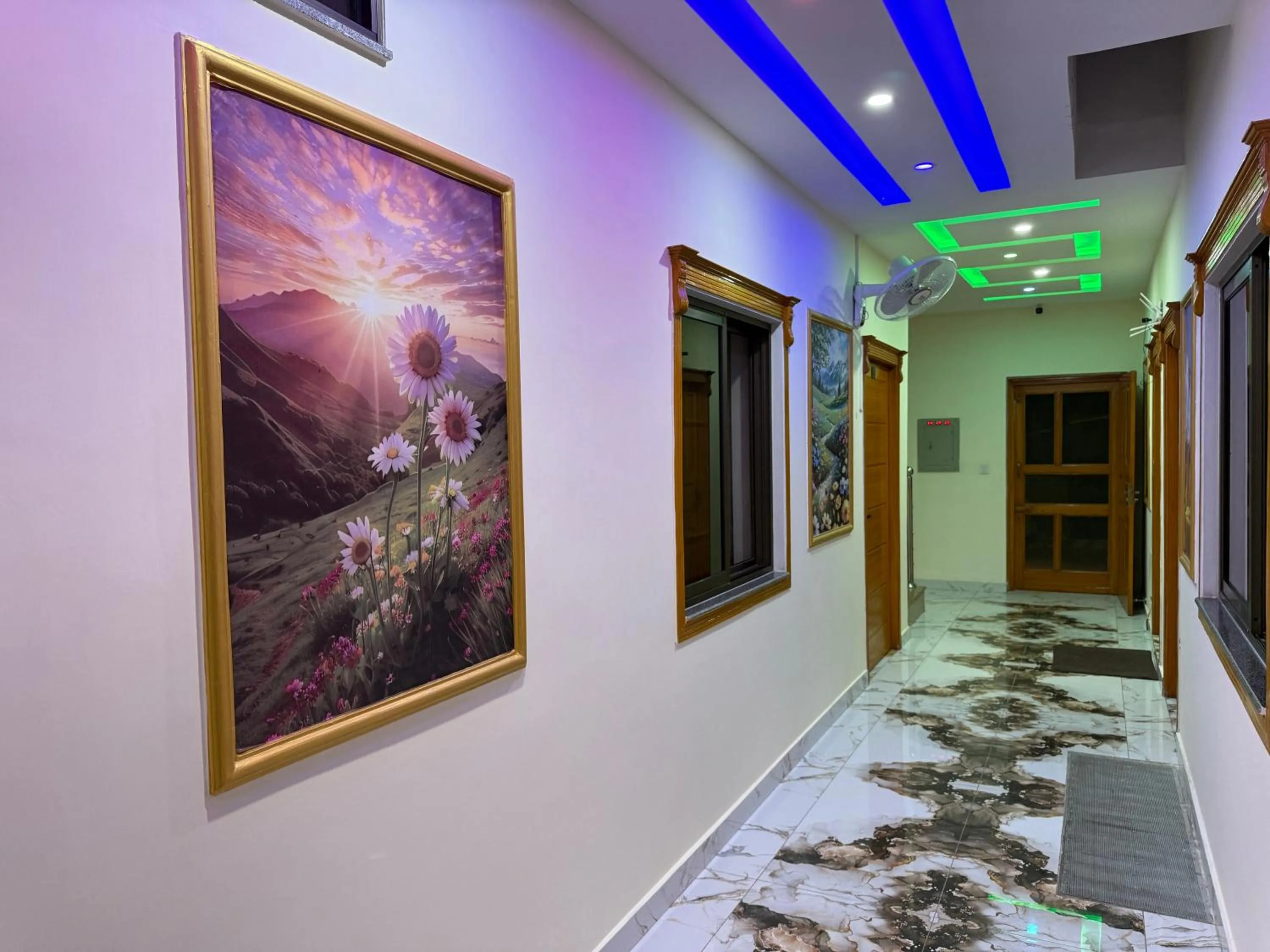 Decorative detail in Serene Elegance Hotel