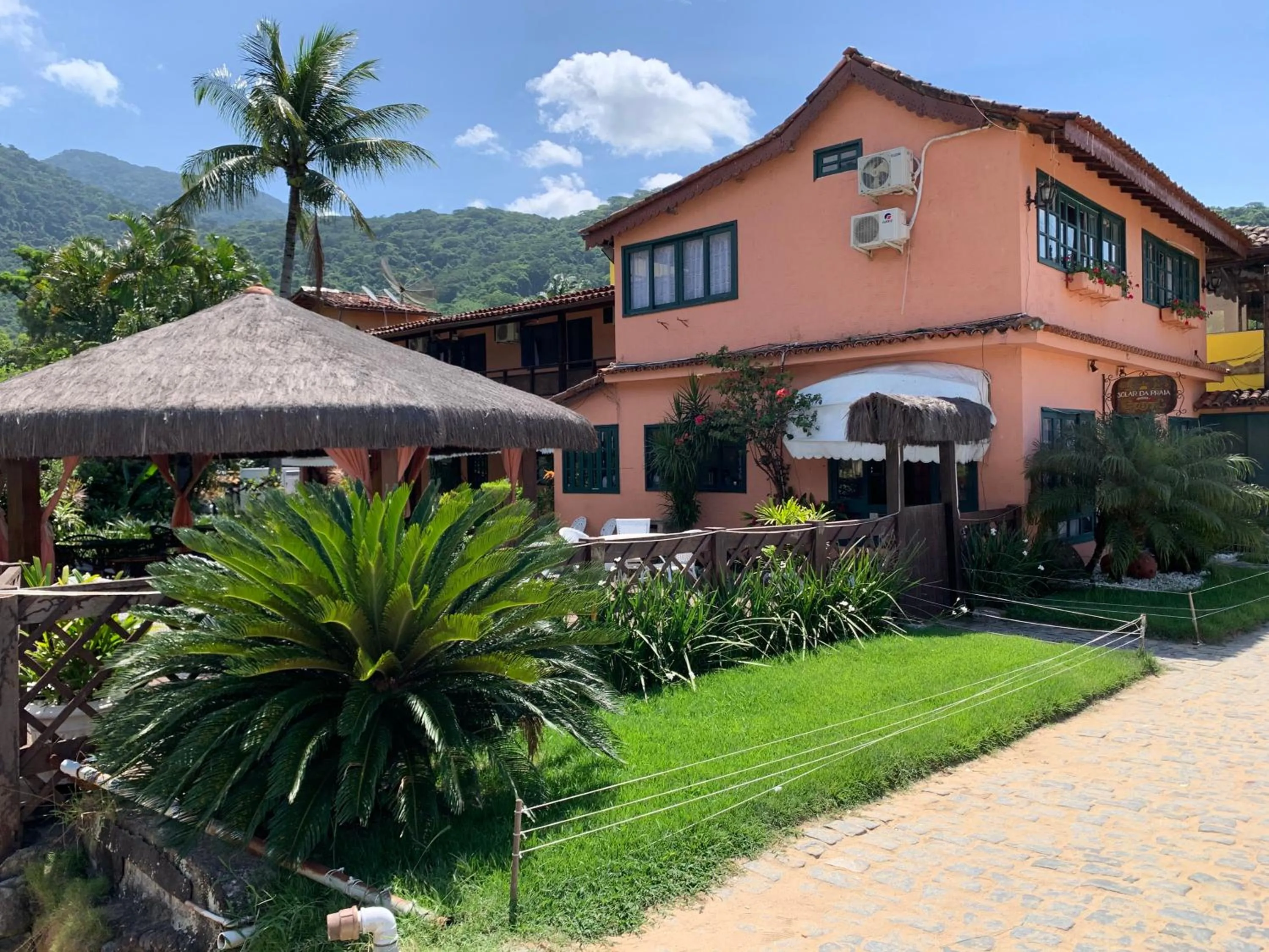 Facade/entrance in Pousada Solar da Praia