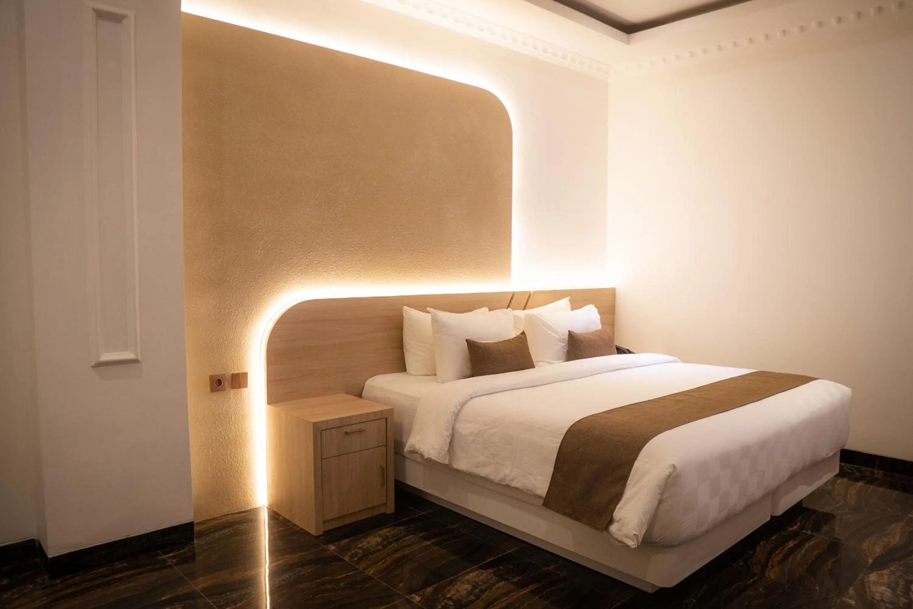 Bed in Fahira Hotel Syariah Padang