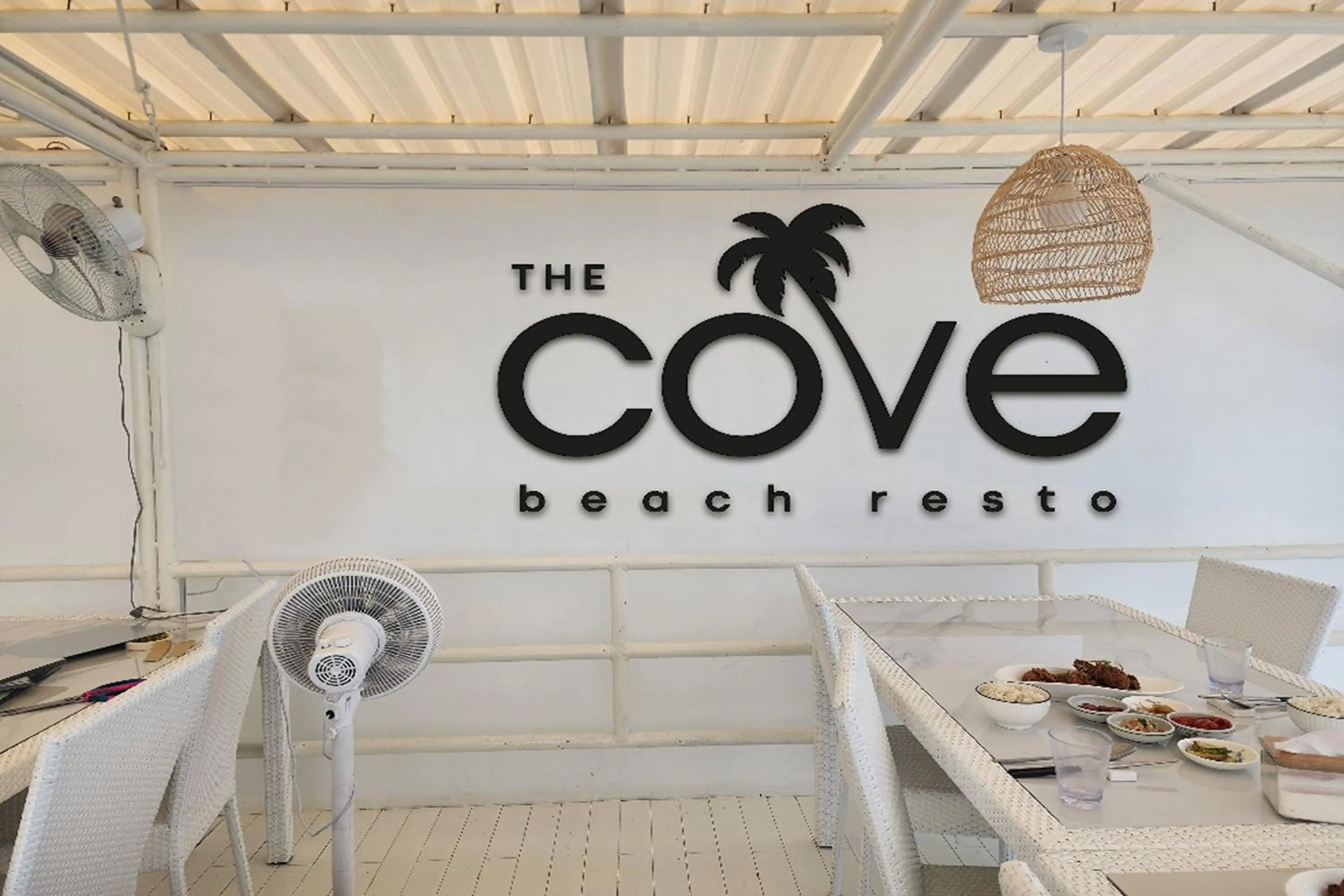 Restaurant/places to eat in The Mark Resort Cebu