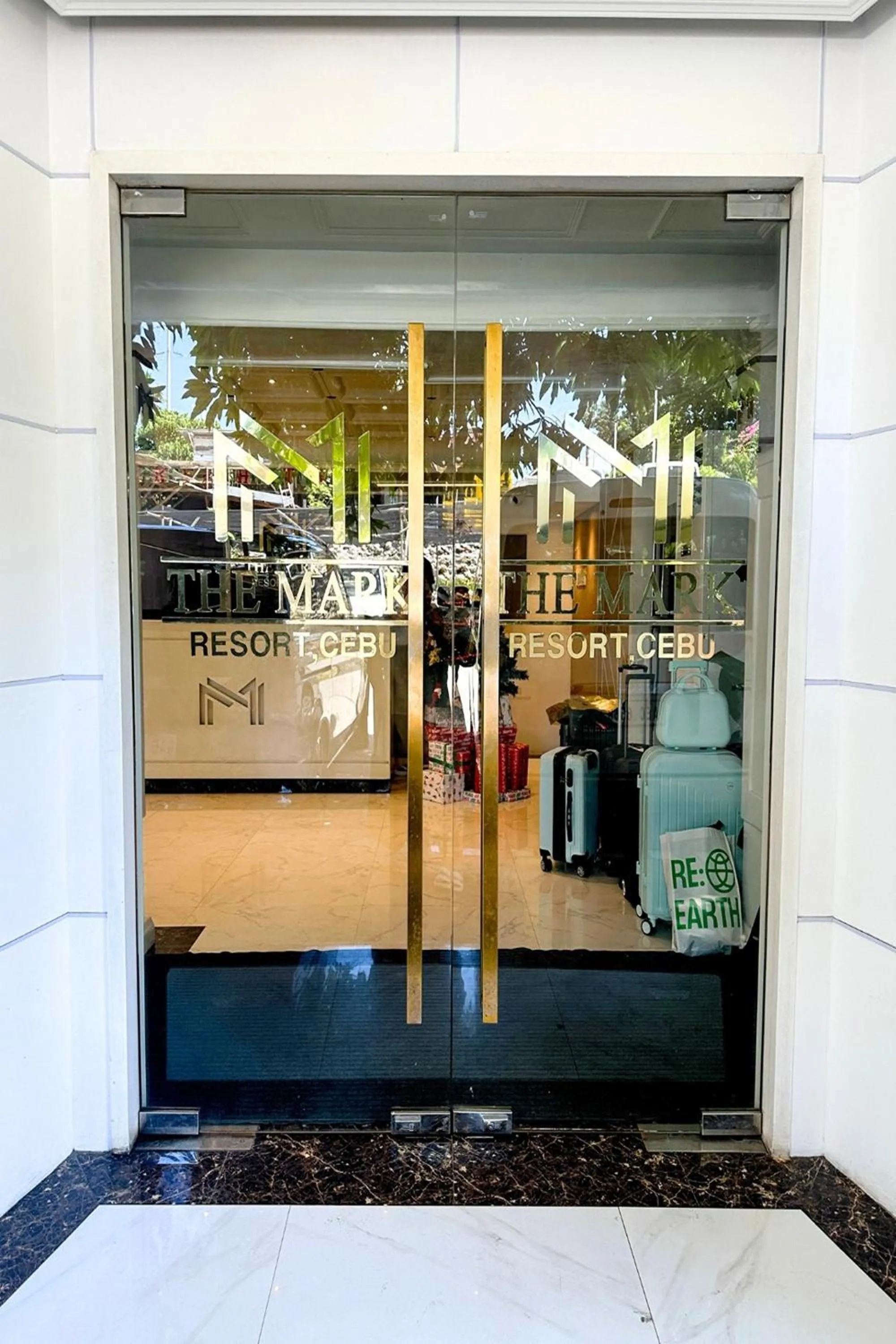 Facade/entrance in The Mark Resort Cebu