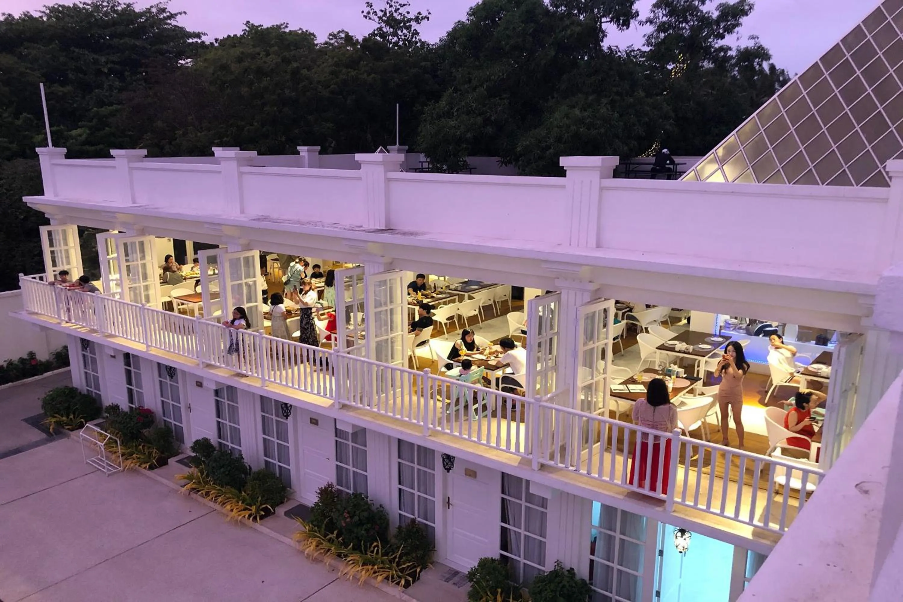 Property building in The Mark Resort Cebu