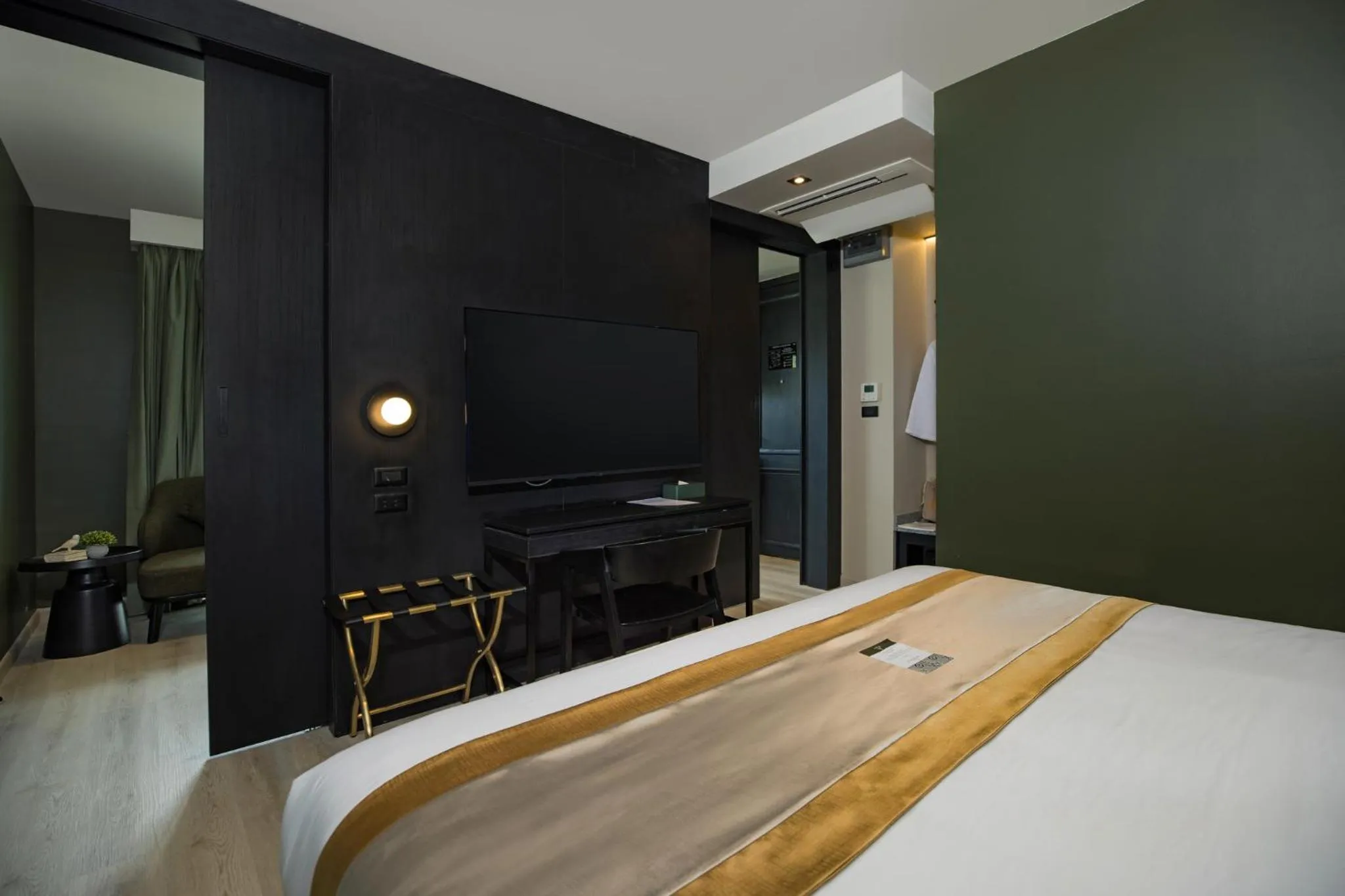 TV and multimedia, Bed in Syama Mansion Patong, an Aspira Collection