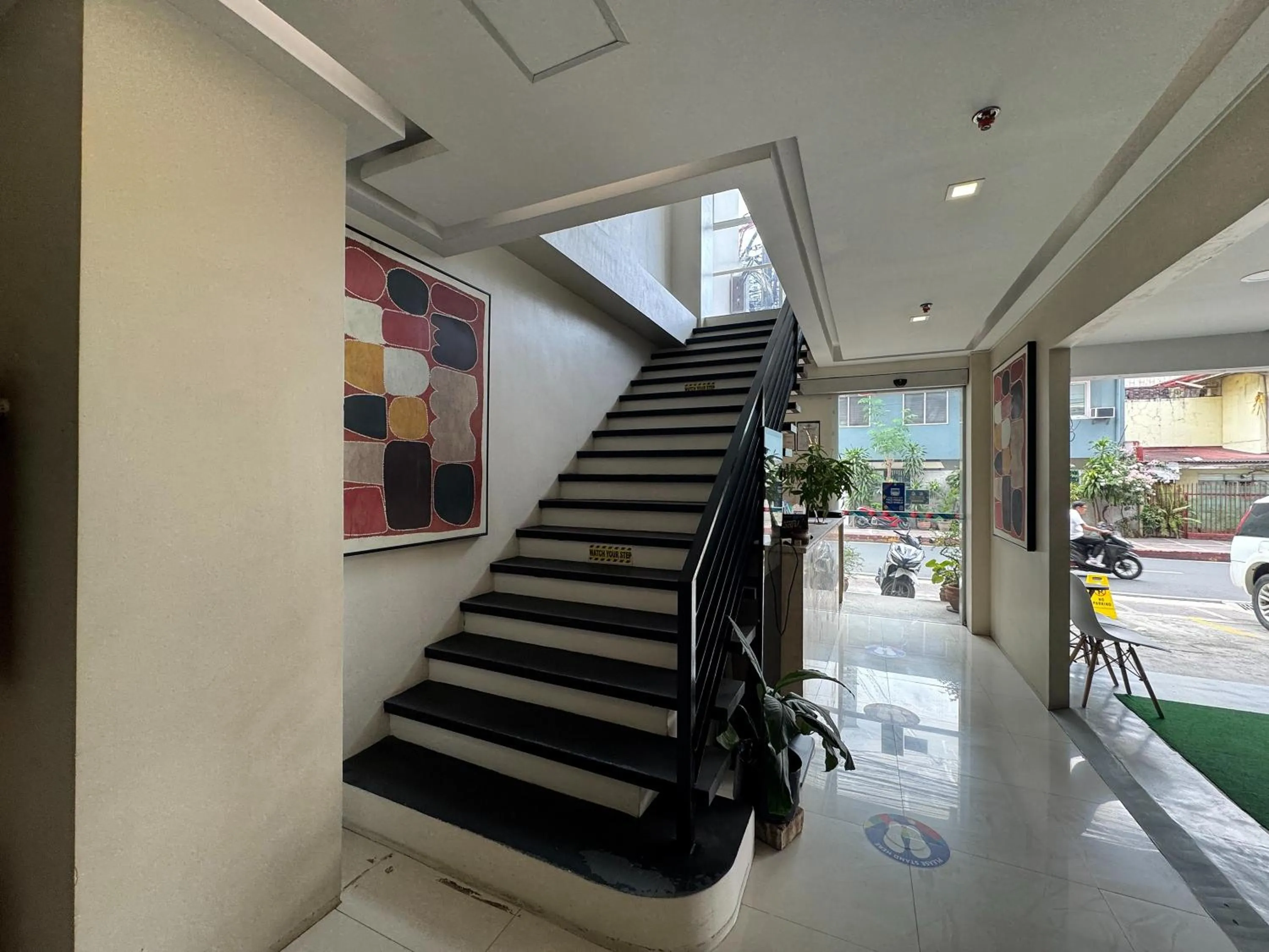 Area and facilities in The Circuit Manor Hotel near Ayala Malls Circuit