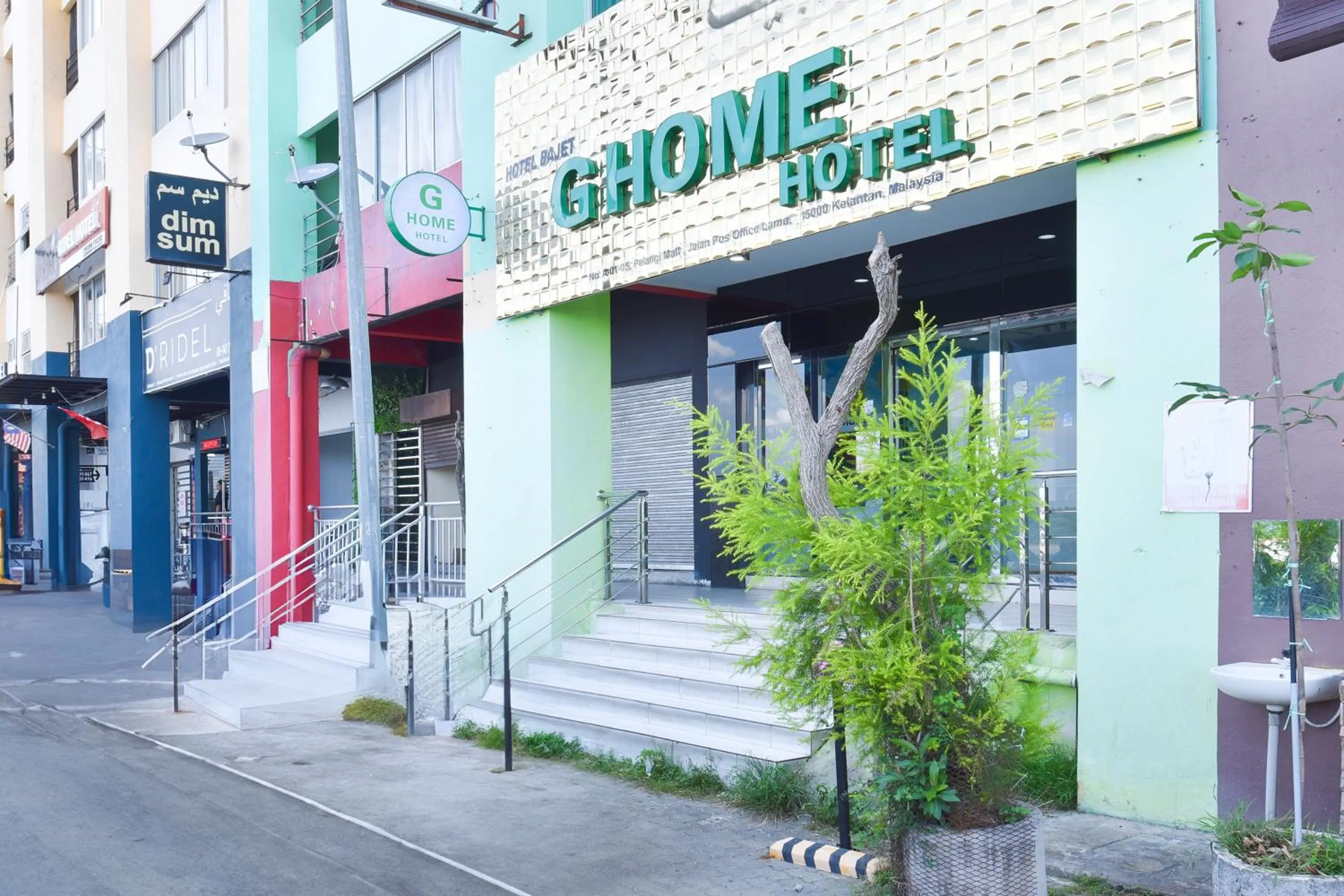 Facade/entrance in Dancenter G Home Hotel Near Kota Bharu Kelantan