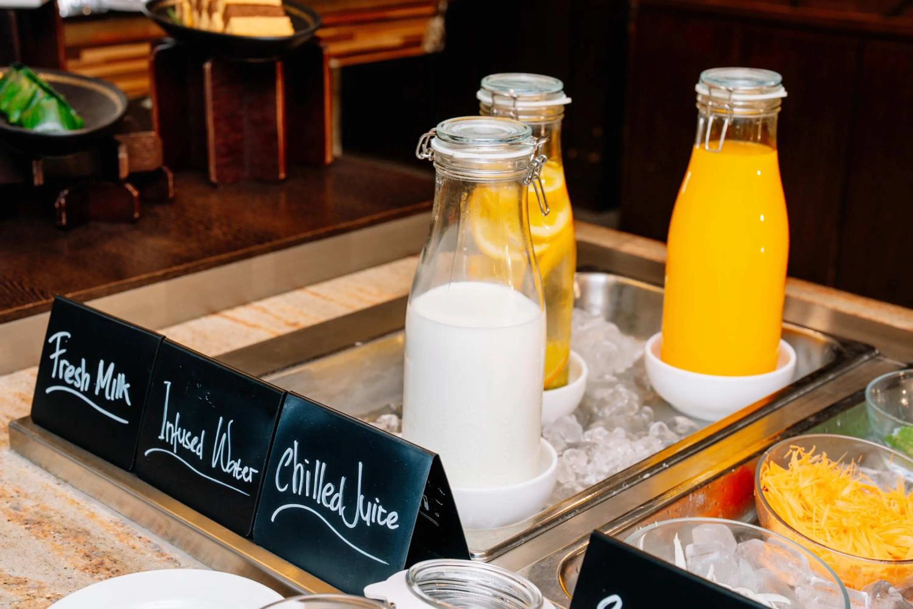 Restaurant/places to eat in Shankee Suites Sudirman