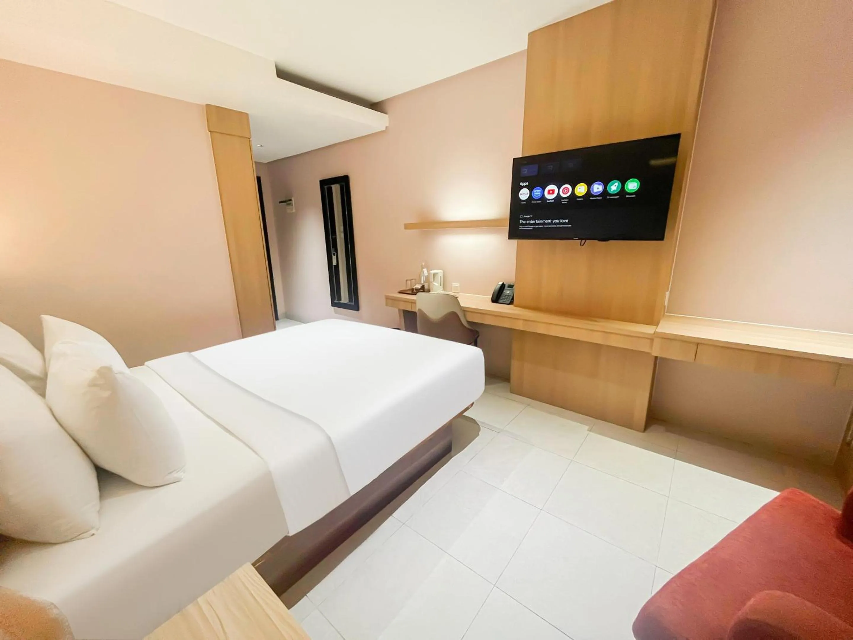 Bedroom, Bed in Shankee Suites Sudirman