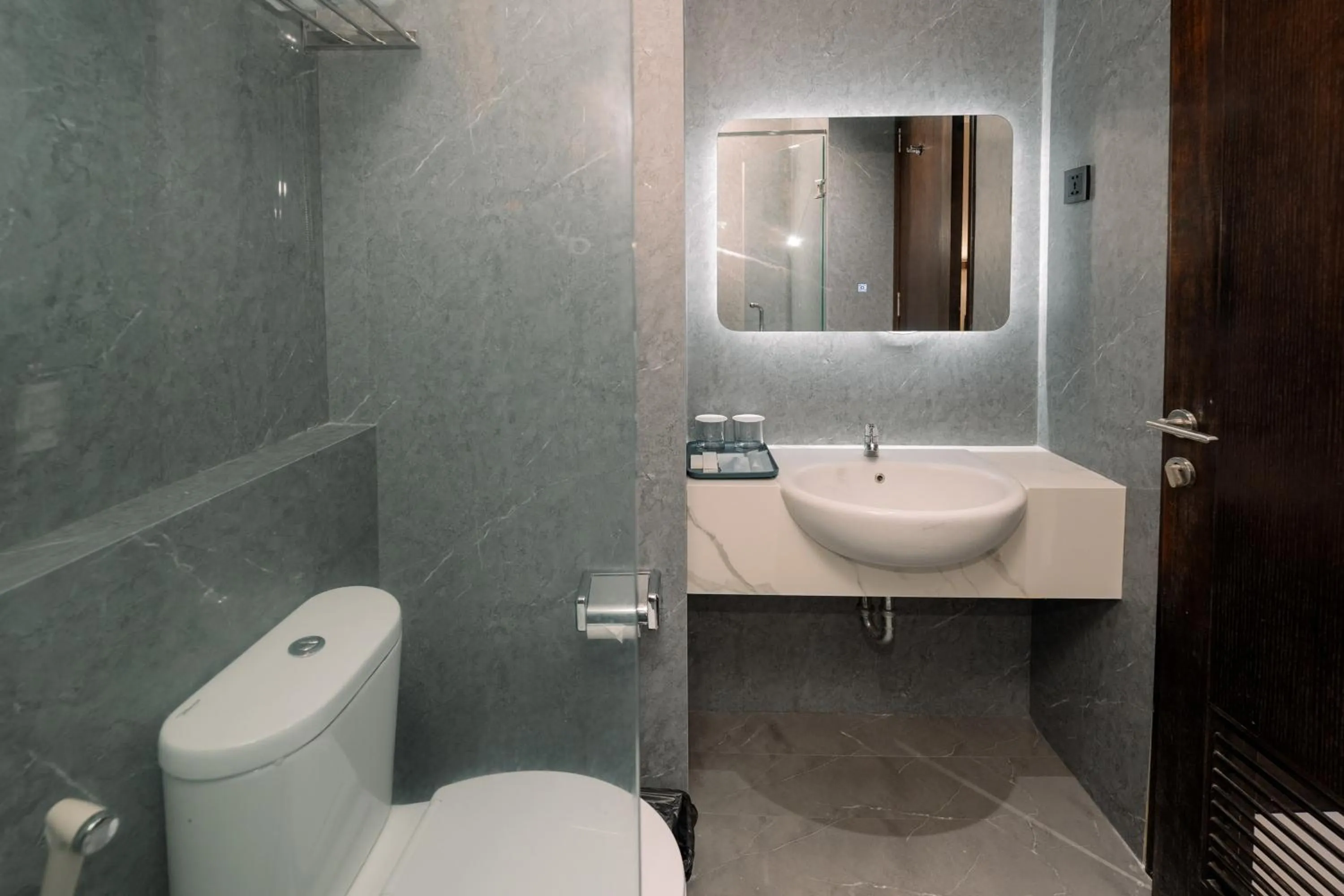 Bathroom in Shankee Suites Sudirman