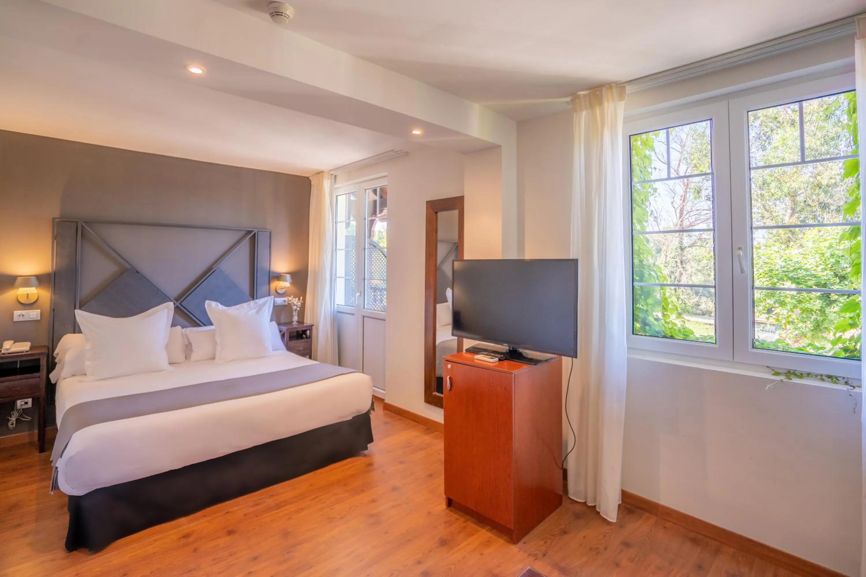 Bed in Hotel Torres de Somo