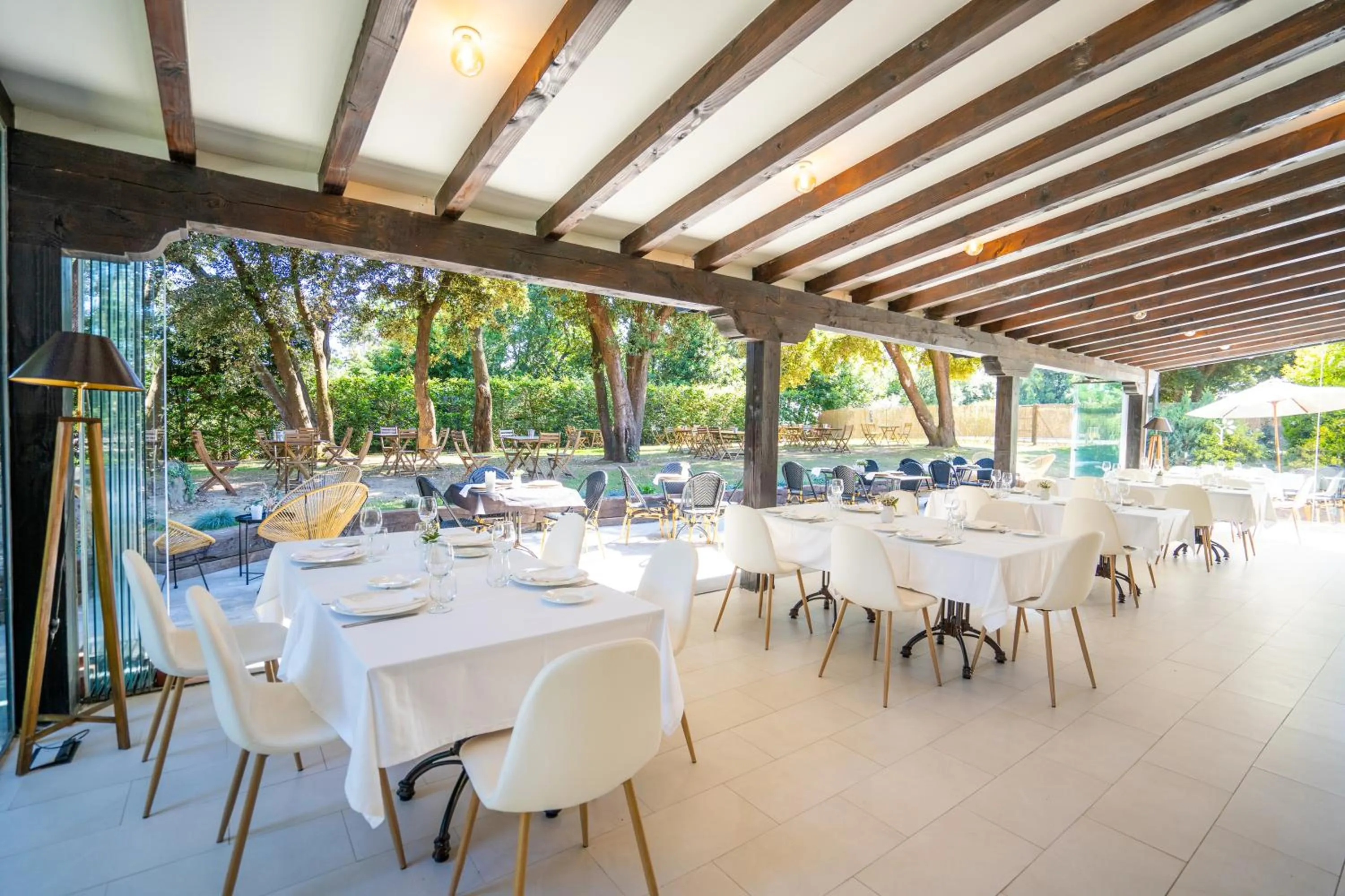 Restaurant/places to eat in Hotel Torres de Somo