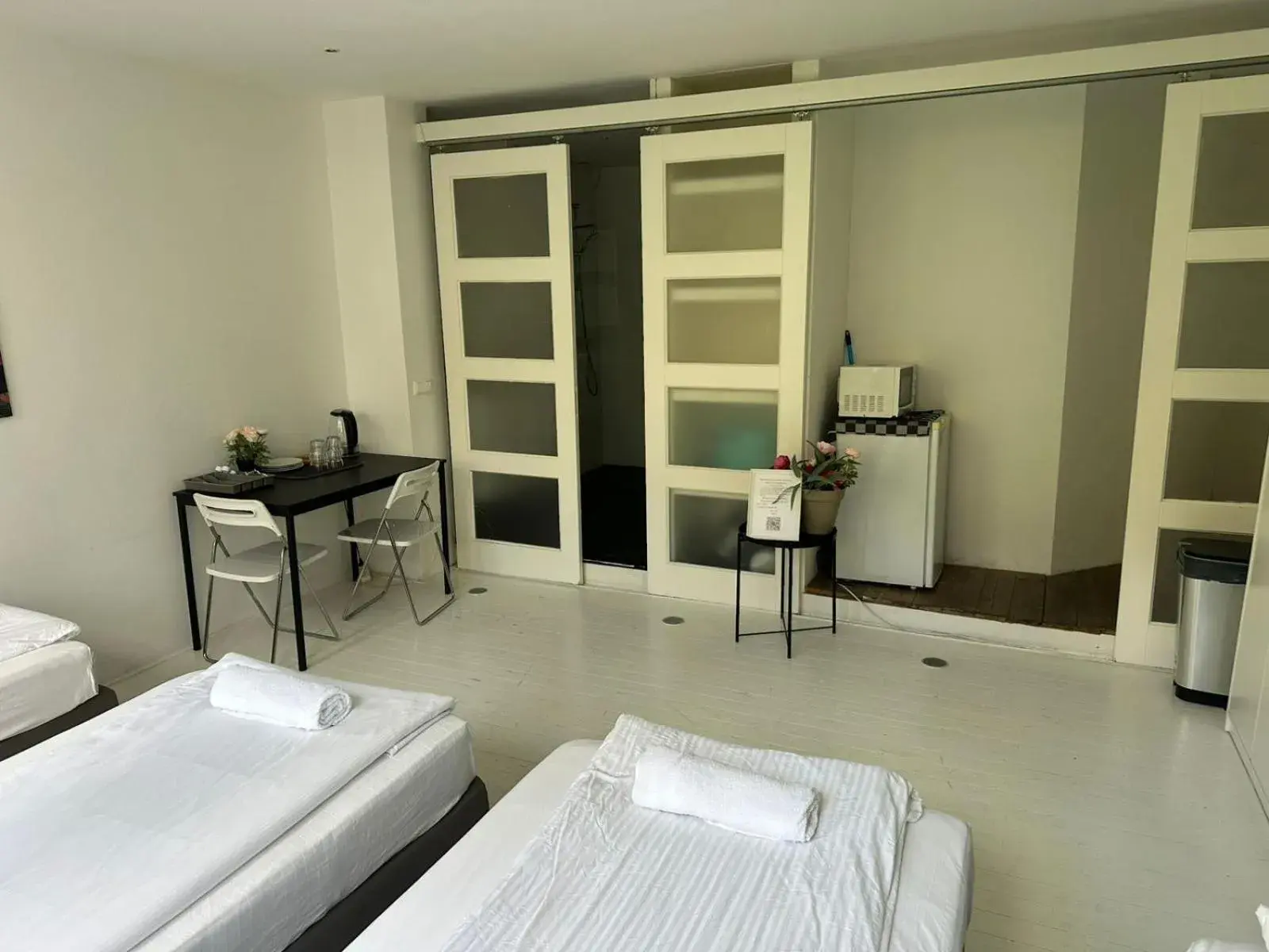 Guest Room in Amsliving Guest Room in Amsliving