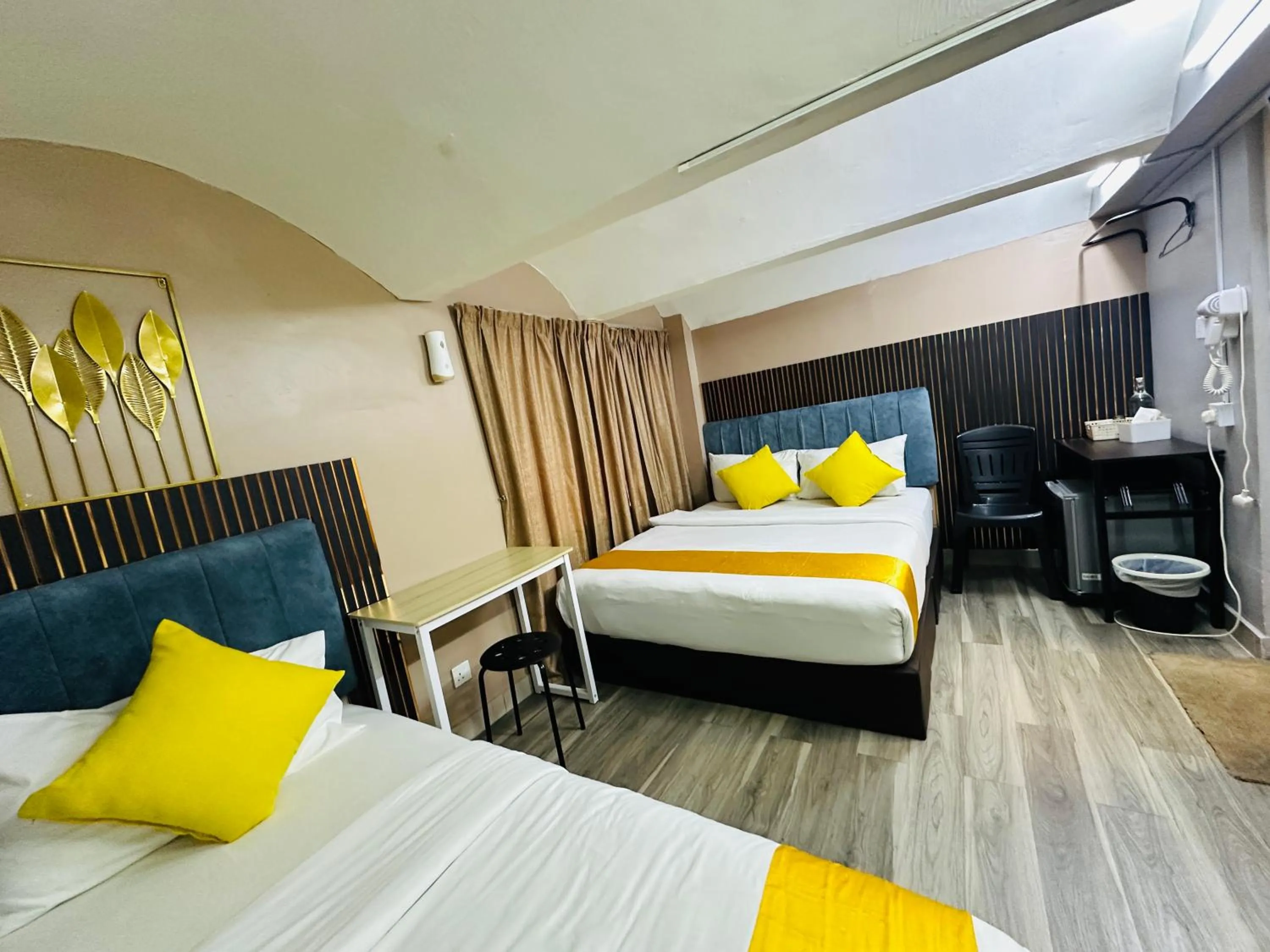 Bed in SS Grey Hotel kL