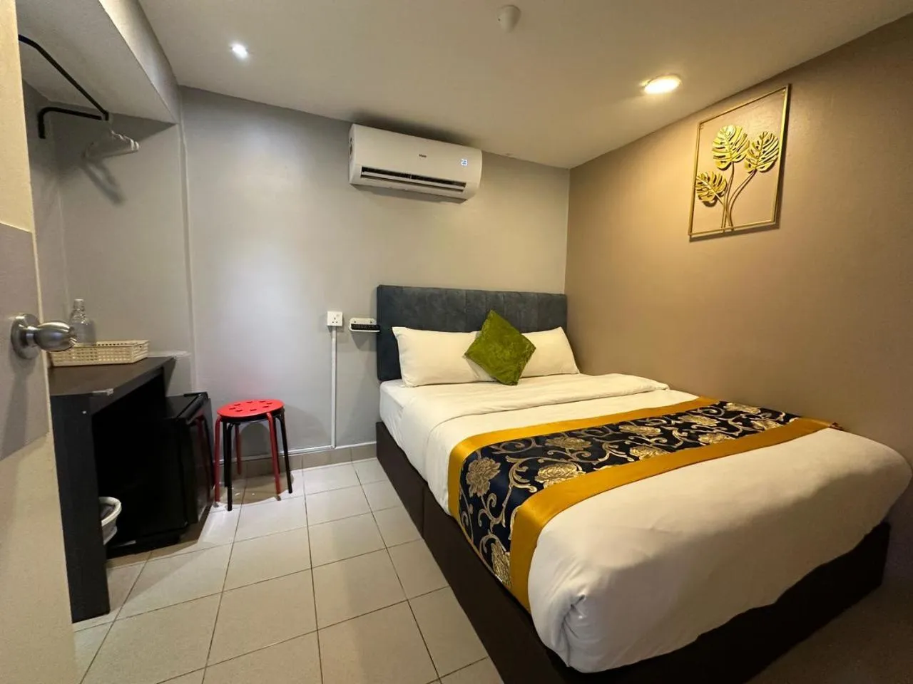 Bed in SS Grey Hotel