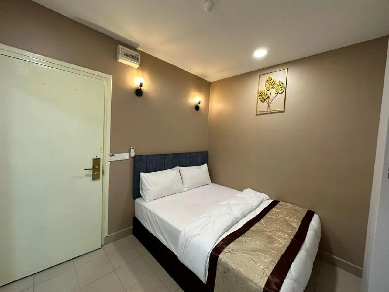 Bed in SS Grey Hotel