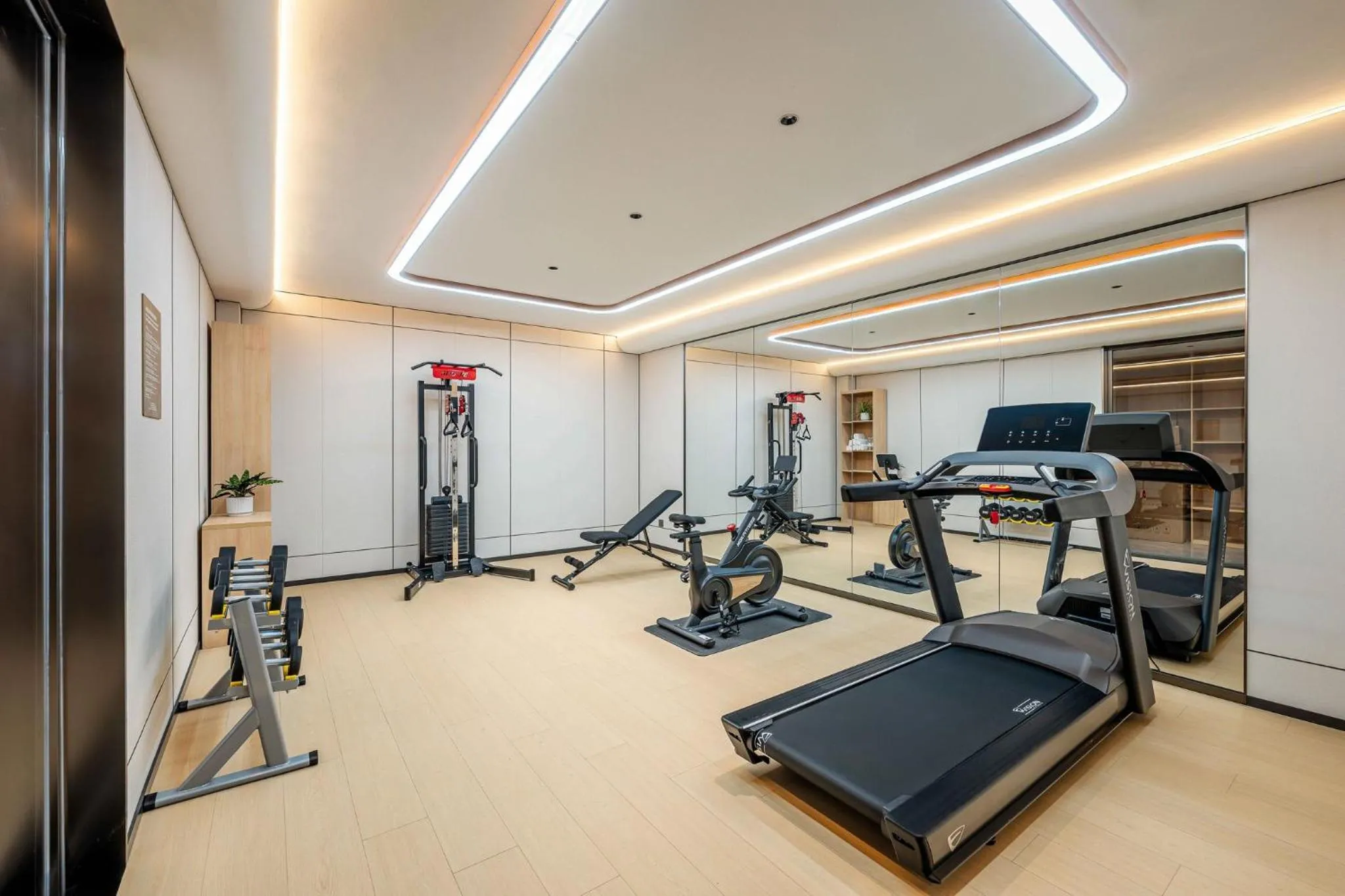 Spa and wellness centre/facilities in Holiday Inn Express Shanghai PVG Airport Zhuqiao - Free shuttle bus to Pudong Airport and Disneyland