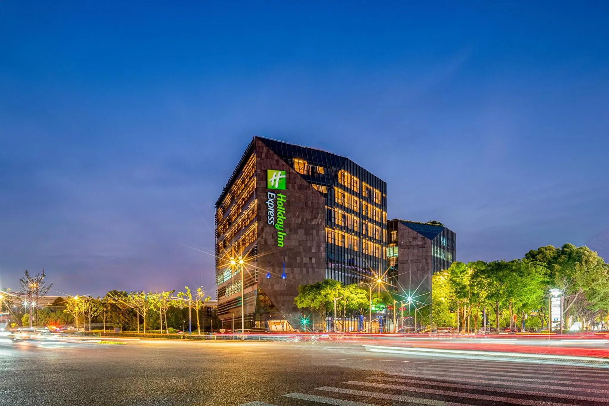 Property building in Holiday Inn Express Shanghai Hongqiao CBD by IHG