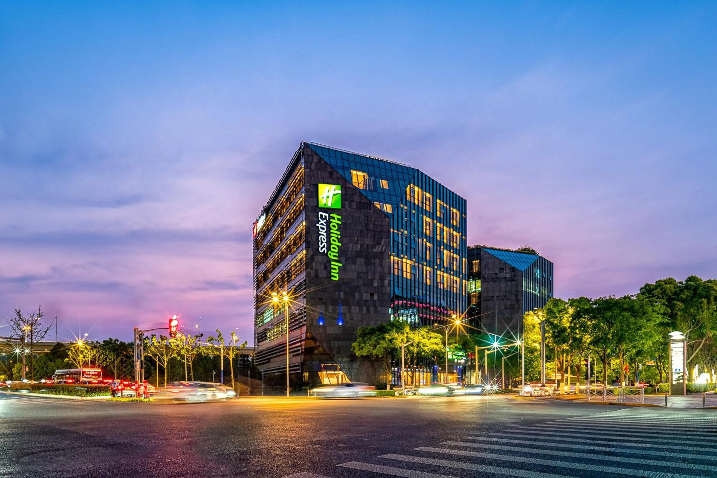 Property building in Holiday Inn Express Shanghai Hongqiao CBD by IHG