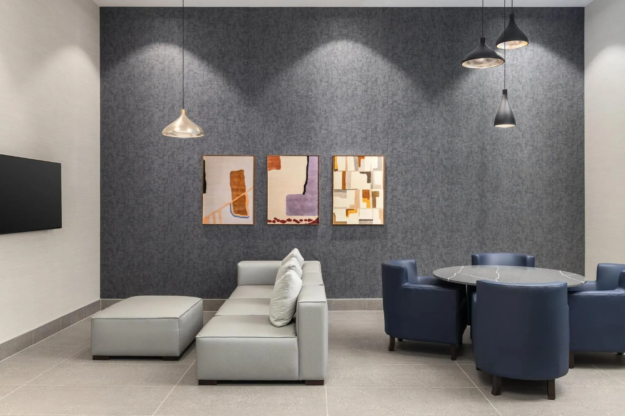 Property building in Staybridge Suites Montreal Airport - St-Laurent by IHG