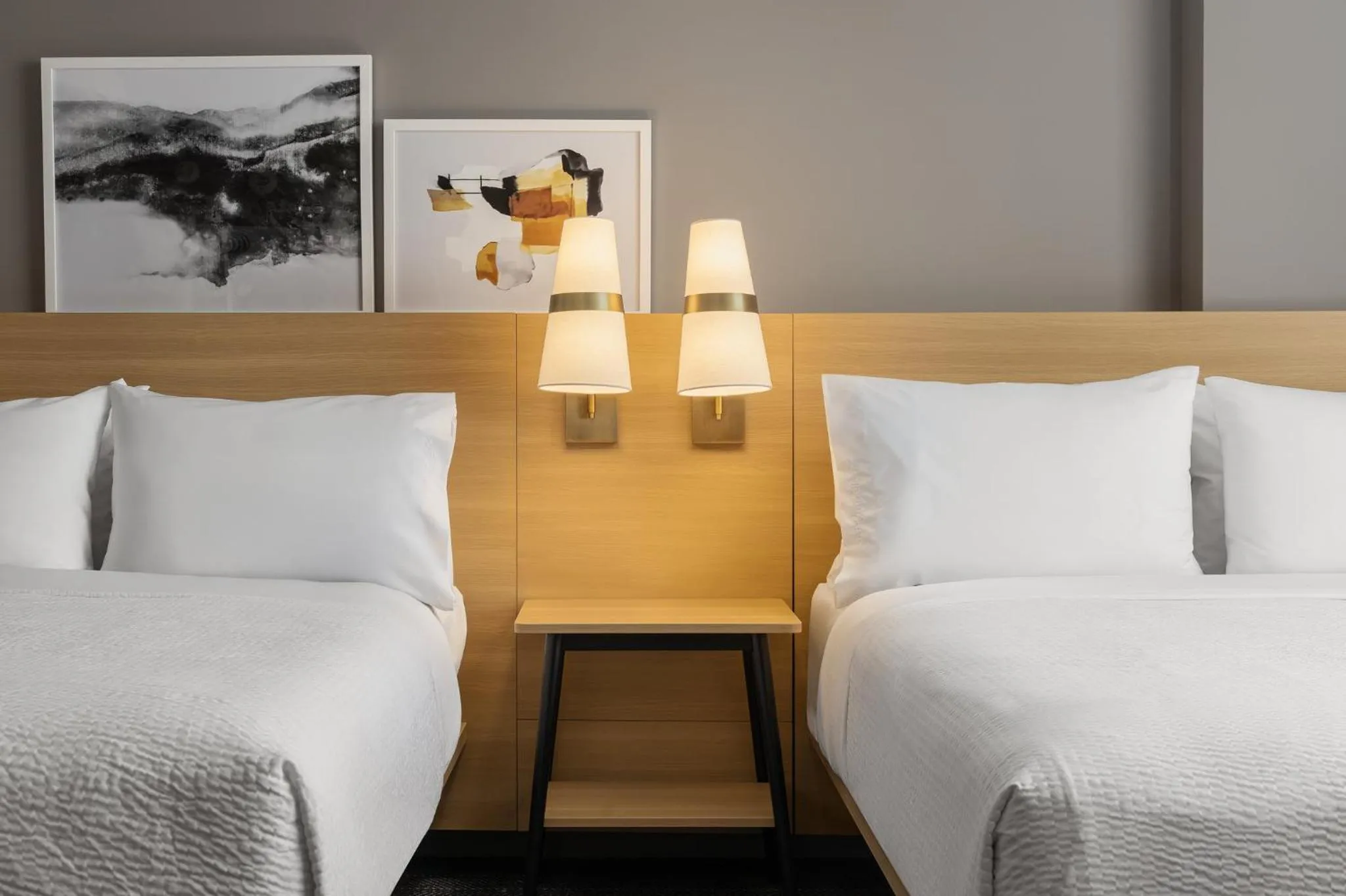 Photo of the whole room, Bed in Staybridge Suites Montreal Airport - St-Laurent by IHG