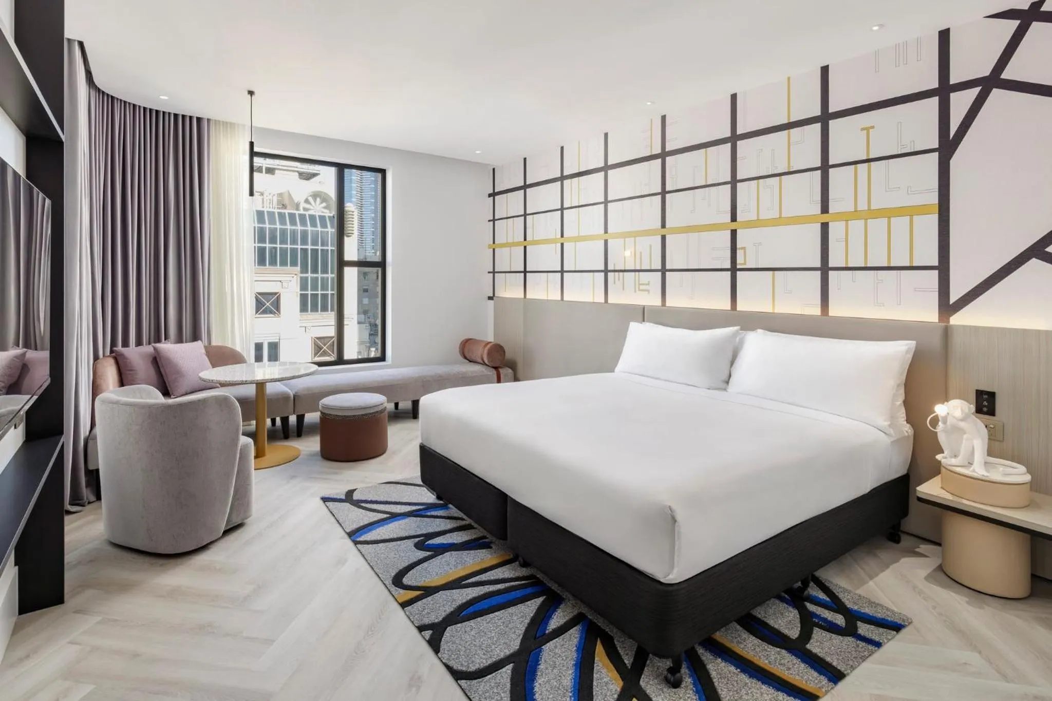 Photo of the whole room, Bed in Hotel Indigo Melbourne Little Collins