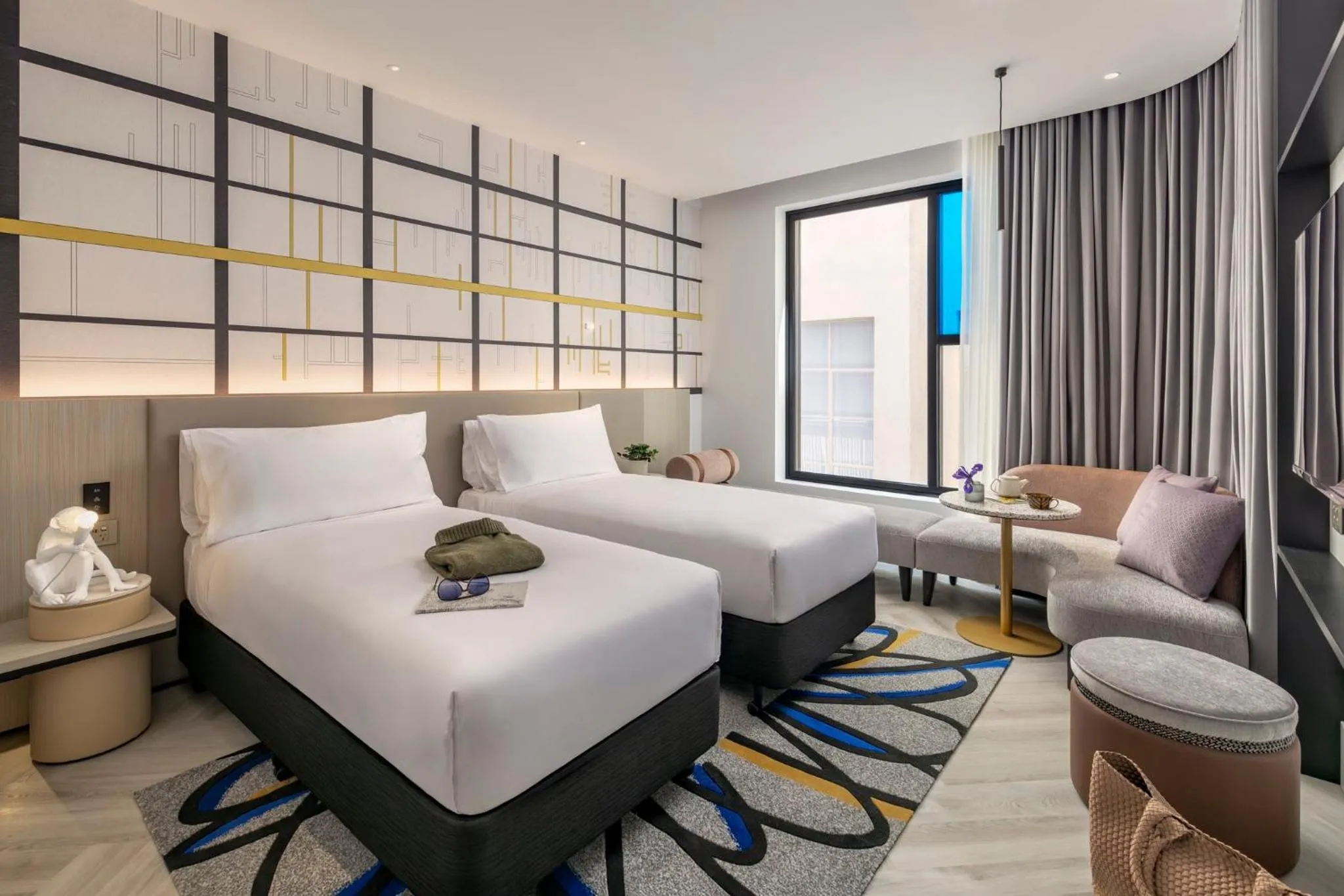 Photo of the whole room, Bed in Hotel Indigo Melbourne Little Collins