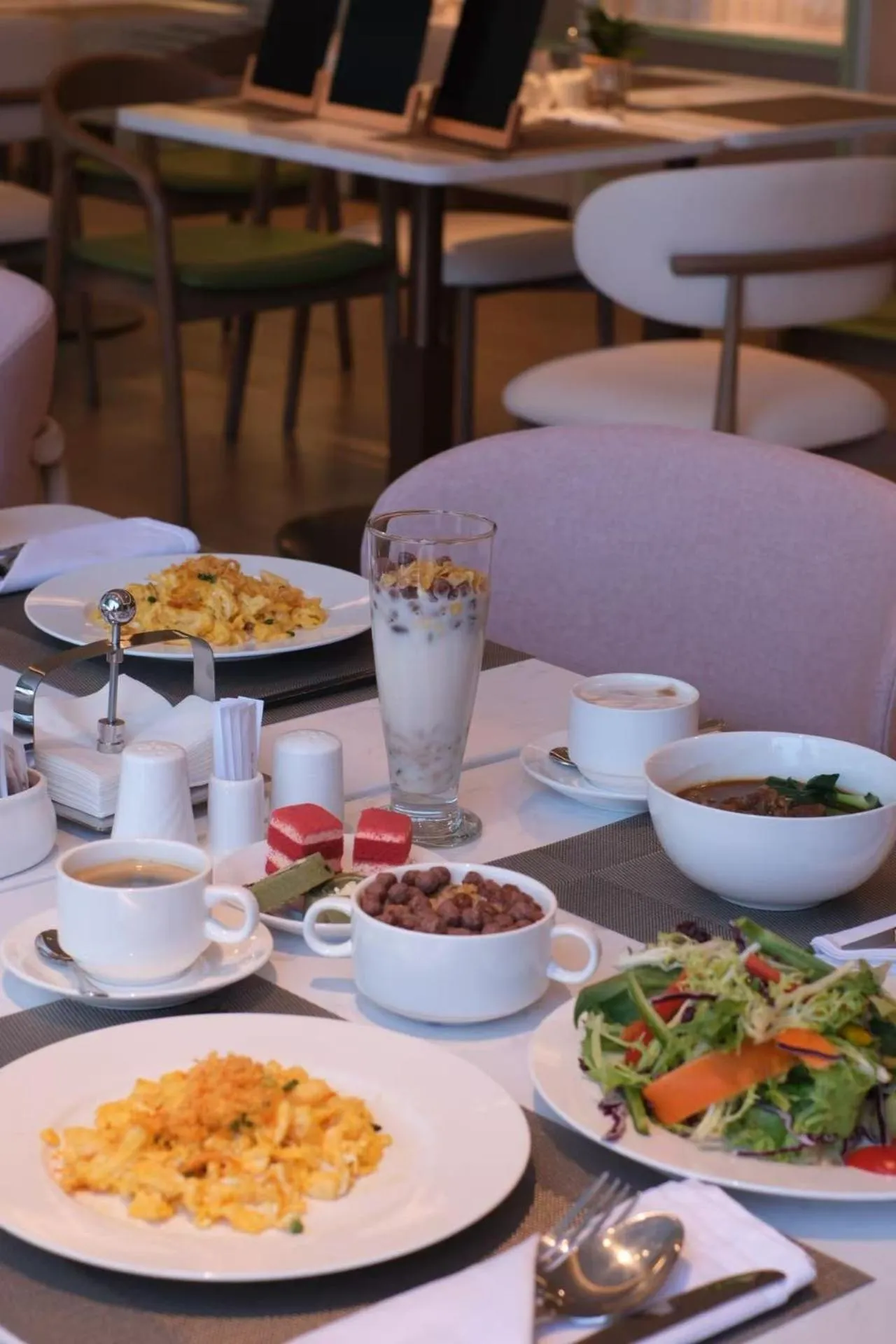 Breakfast in EVEN Hotel Hangzhou Yintai City by IHG