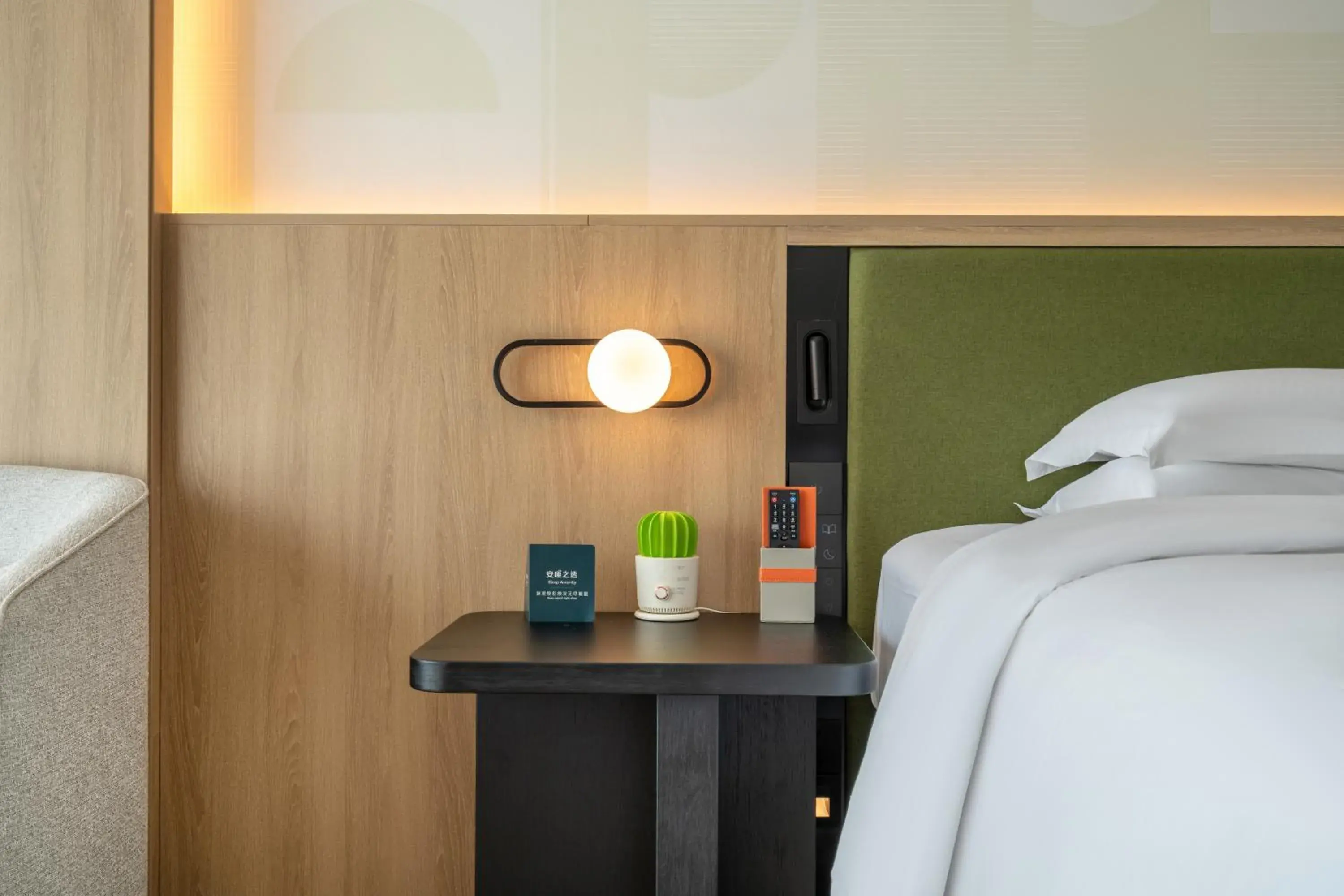 Standard Room in EVEN Hotel Hangzhou Yintai City by IHG Standard Room in EVEN Hotel Hangzhou Yintai City by IHG