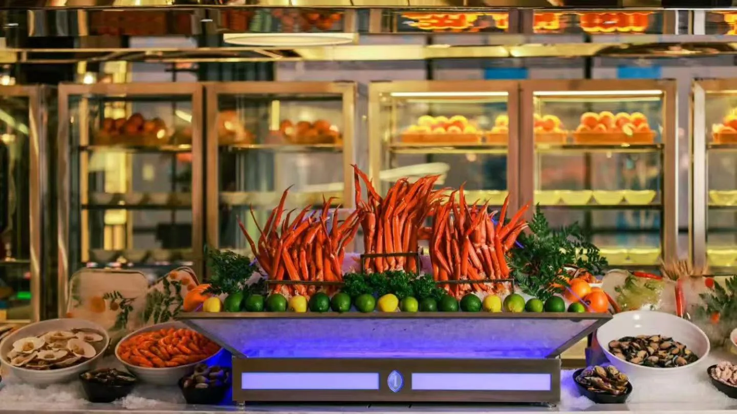 Restaurant/places to eat in InterContinental Hotels Zhengzhou Zhengdong