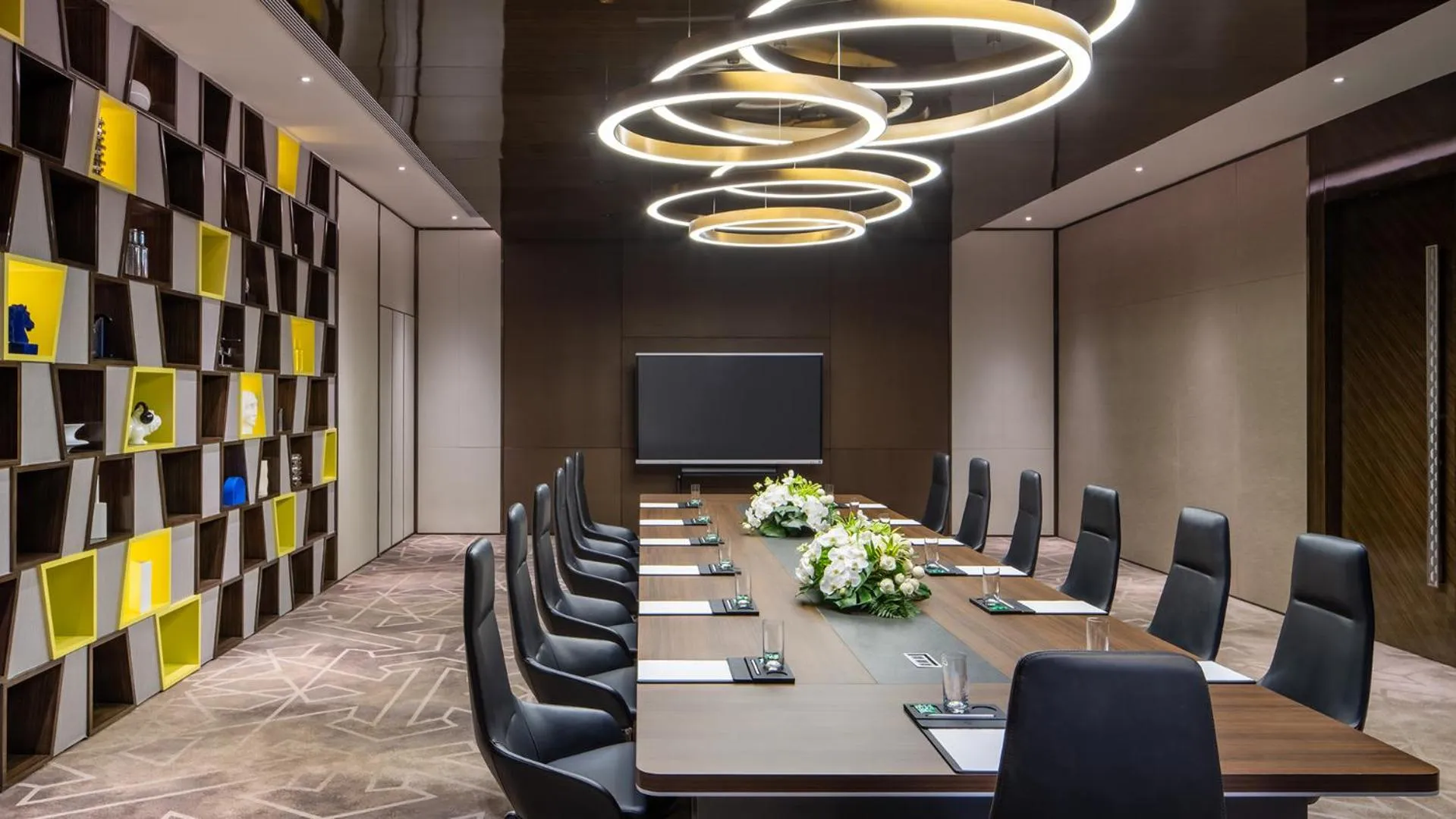Meeting/conference room in InterContinental Hotels Zhengzhou Zhengdong