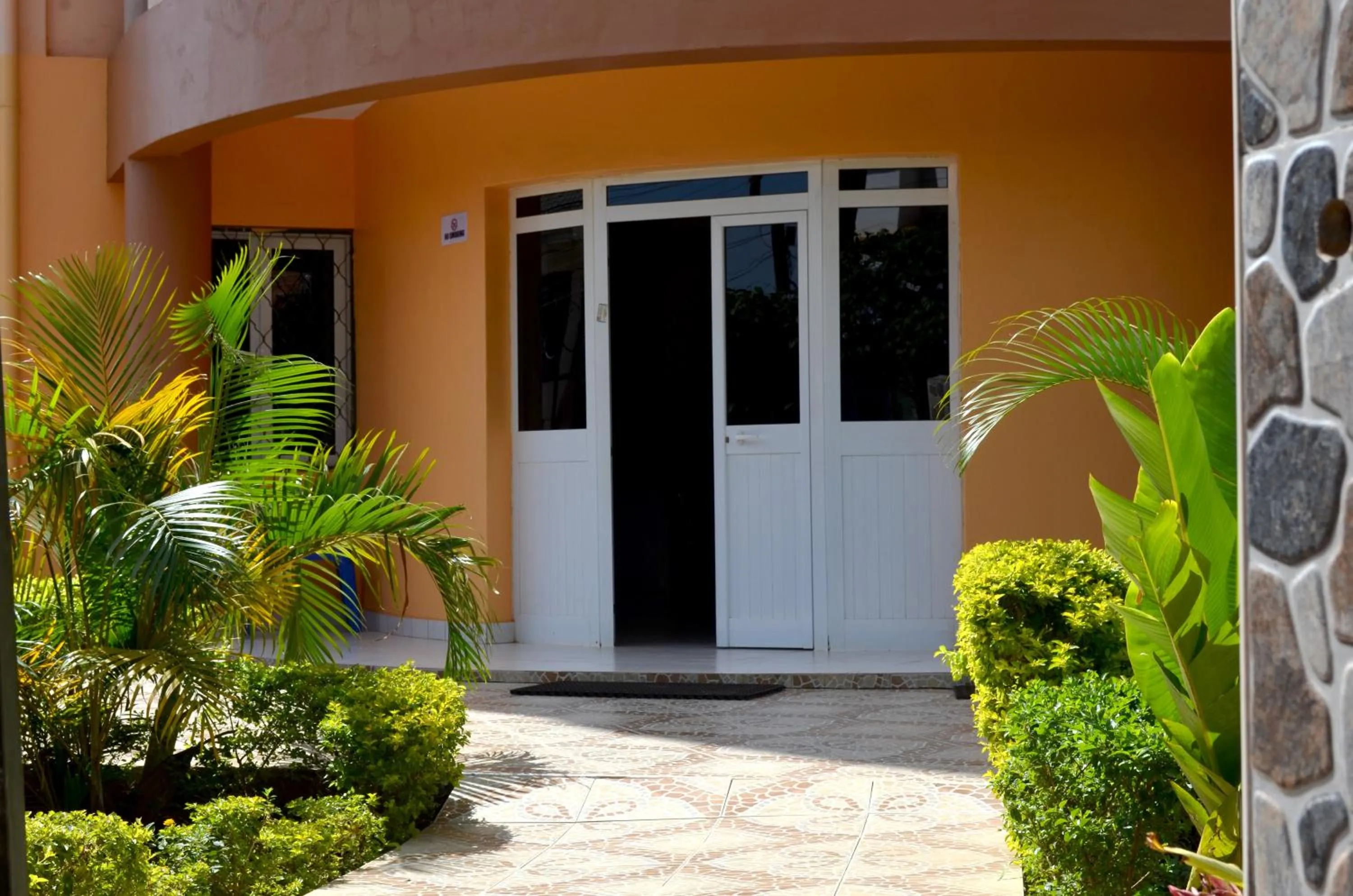 Facade/entrance in Hotel Top Five