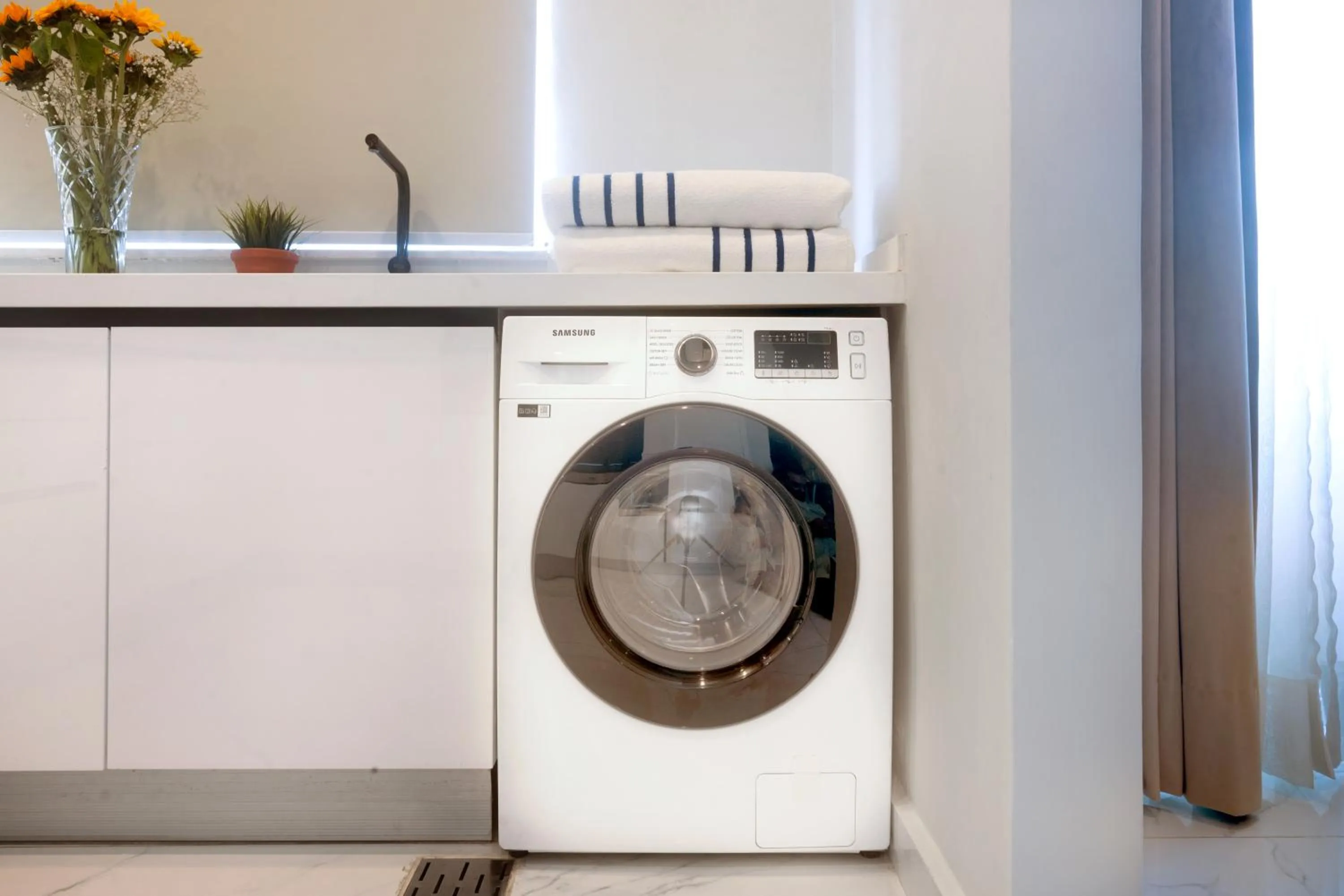 Coffee/tea facilities in PC Residences Gulberg Lahore