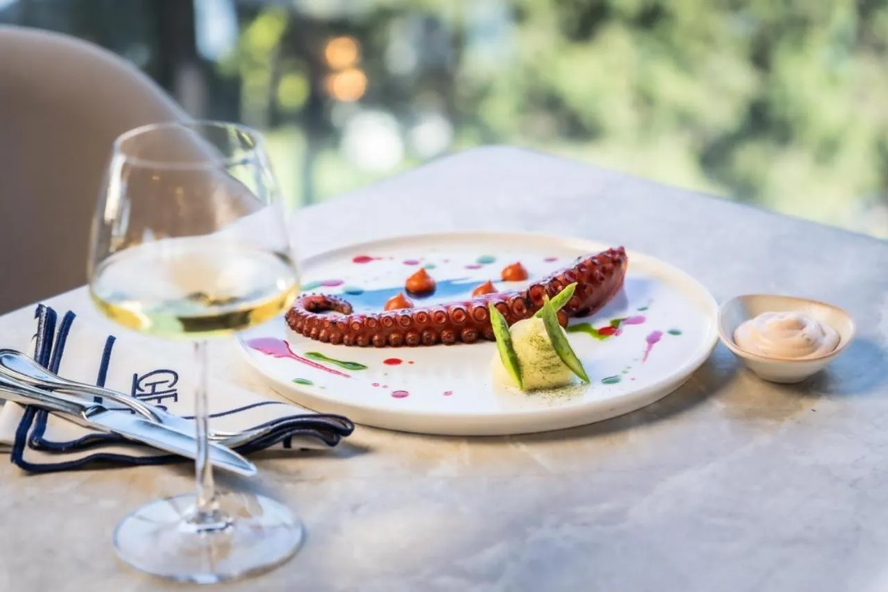 Grand Opera Hotel & Casino & Spa