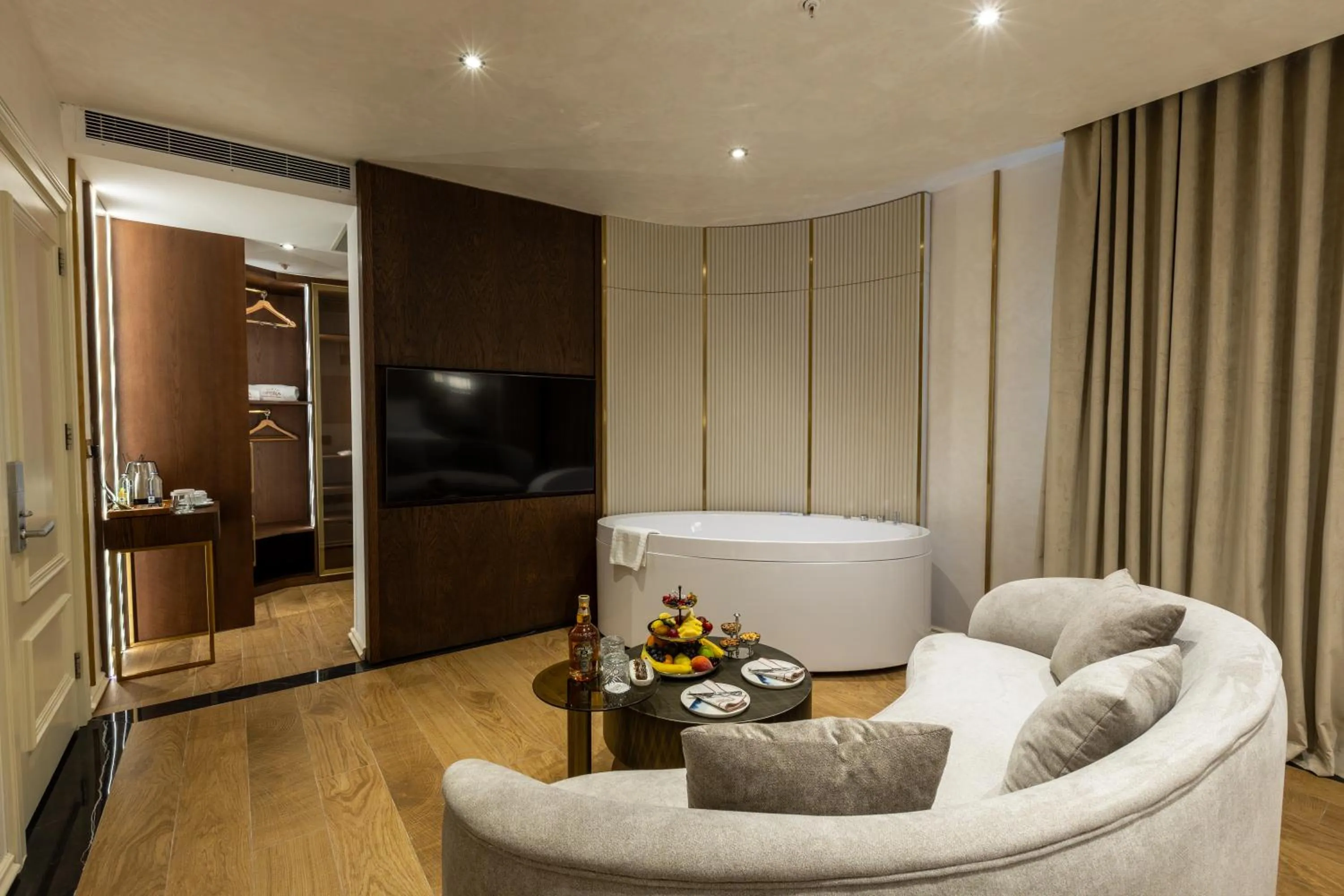 Grand Opera Hotel & Casino & Spa