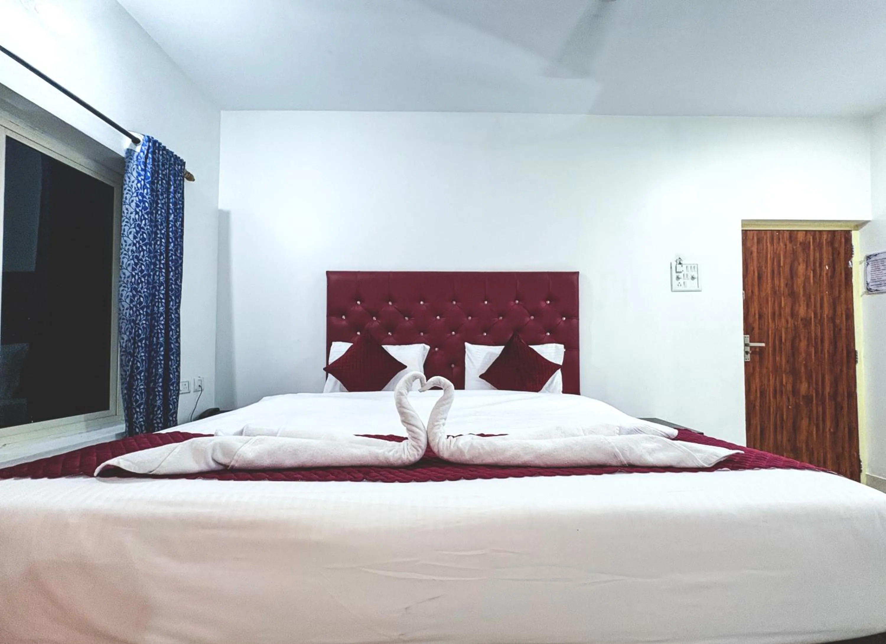 Bed in Noronha Goaxa Inn