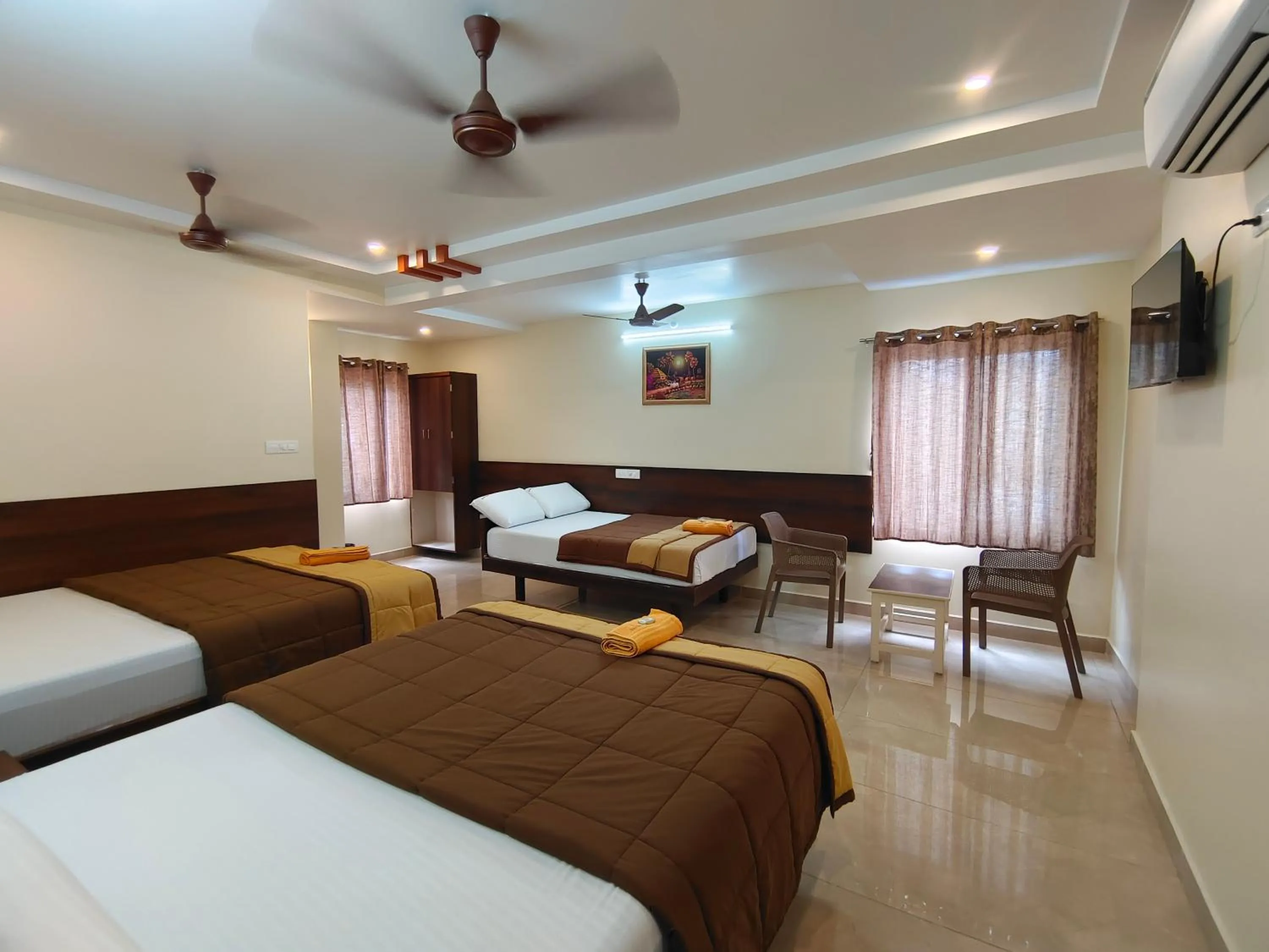 Bed in Hotel DKR Grand