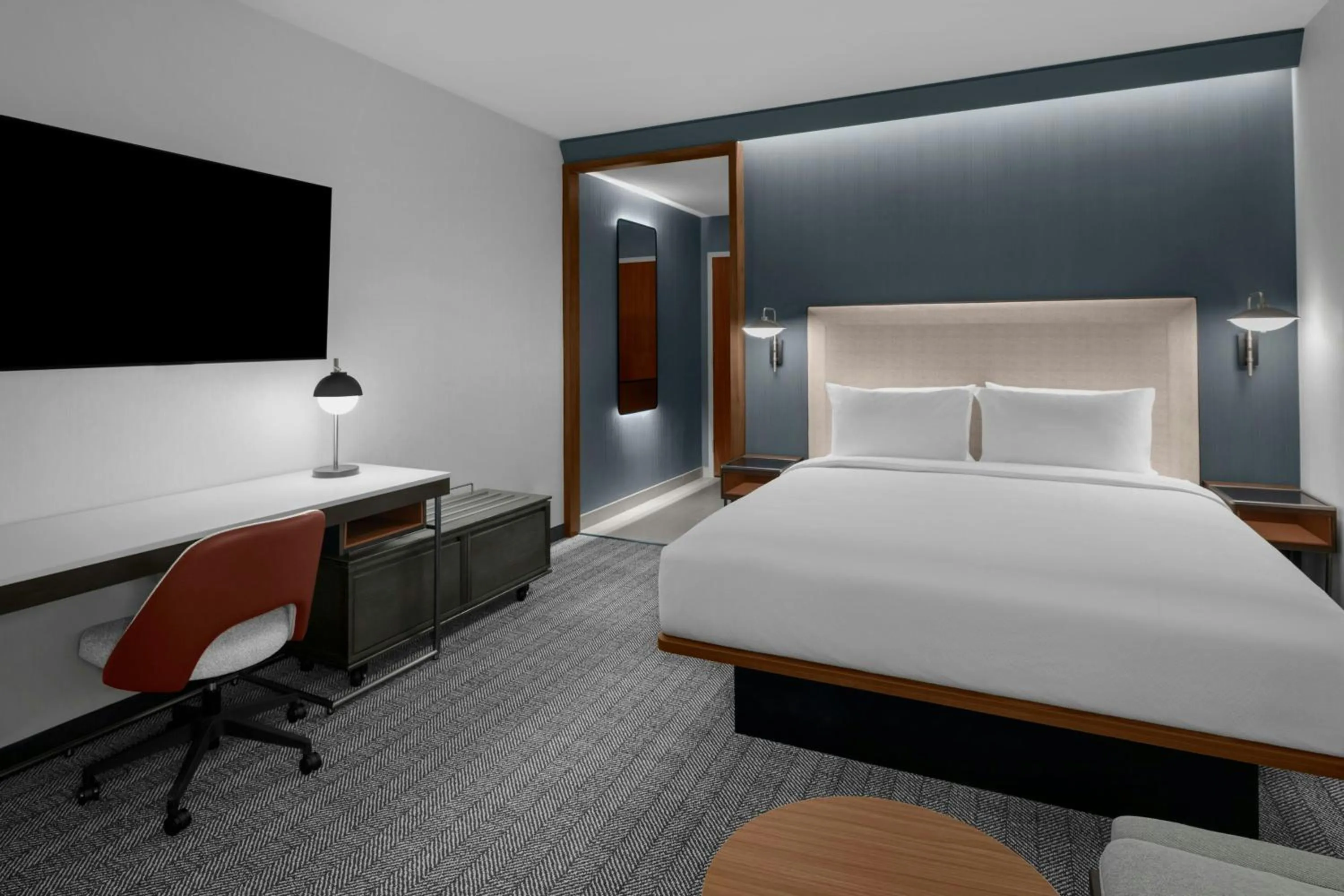 Photo of the whole room, Bed in Courtyard by Marriott San Bernardino Loma Linda