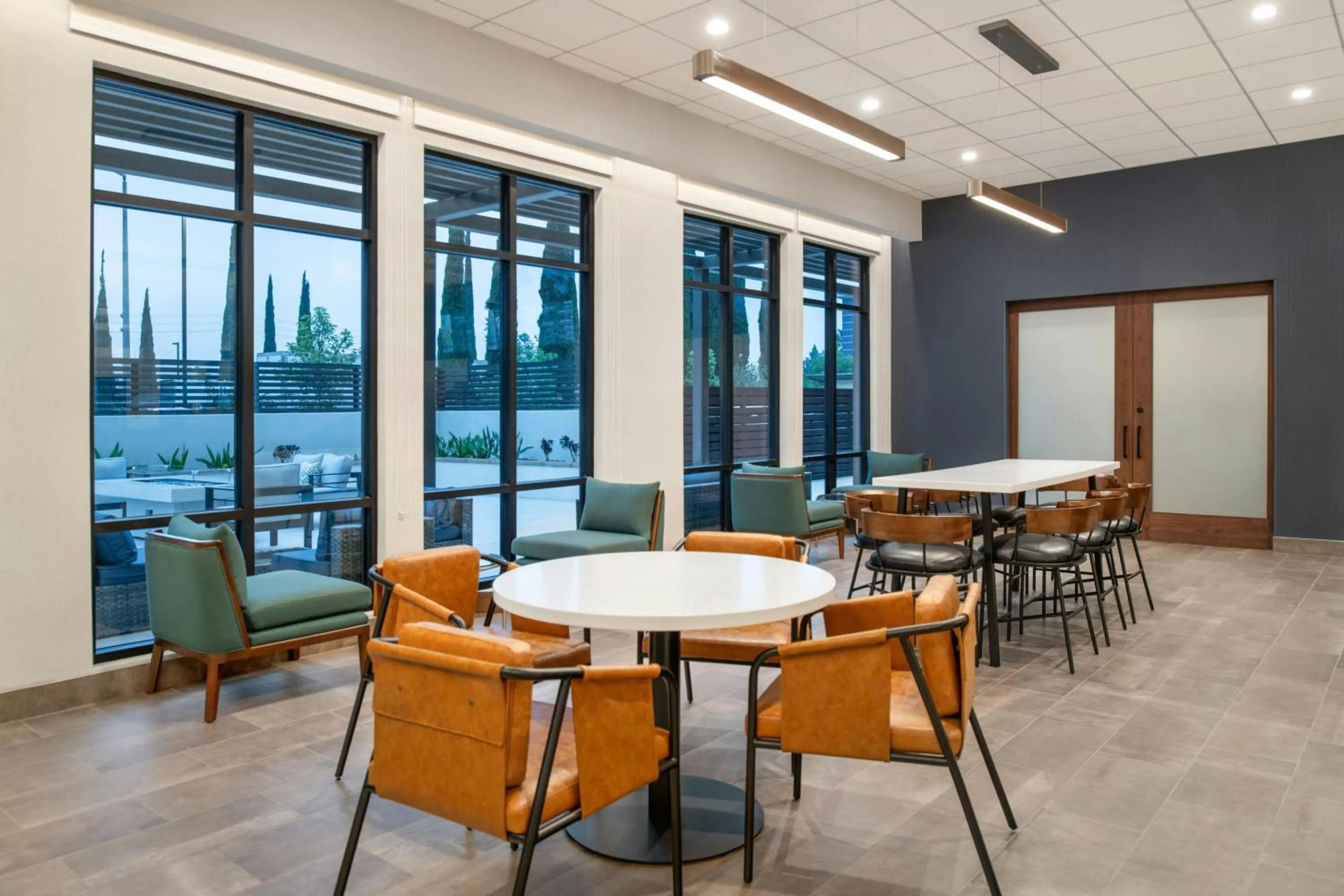Lobby or reception in Courtyard by Marriott San Bernardino Loma Linda